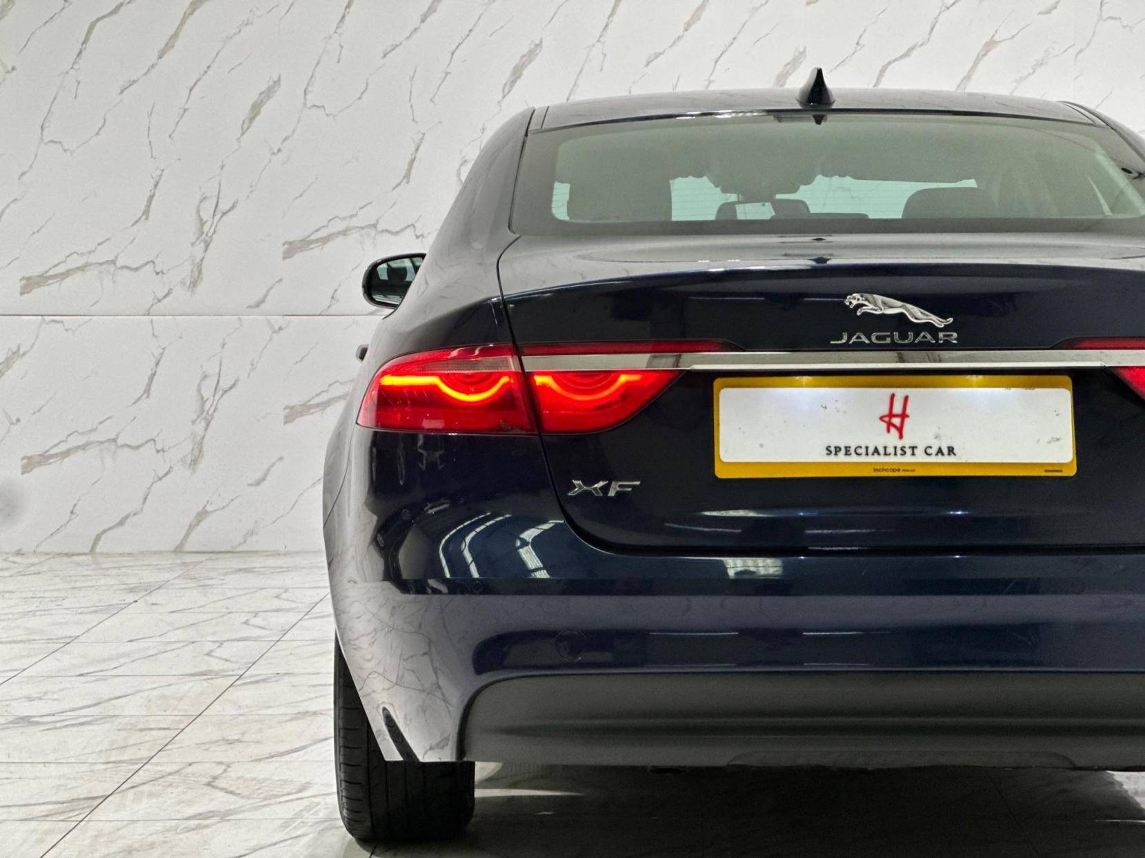 Jaguar XF 2.0d Prestige Auto Euro 6 (s/s) 4dr