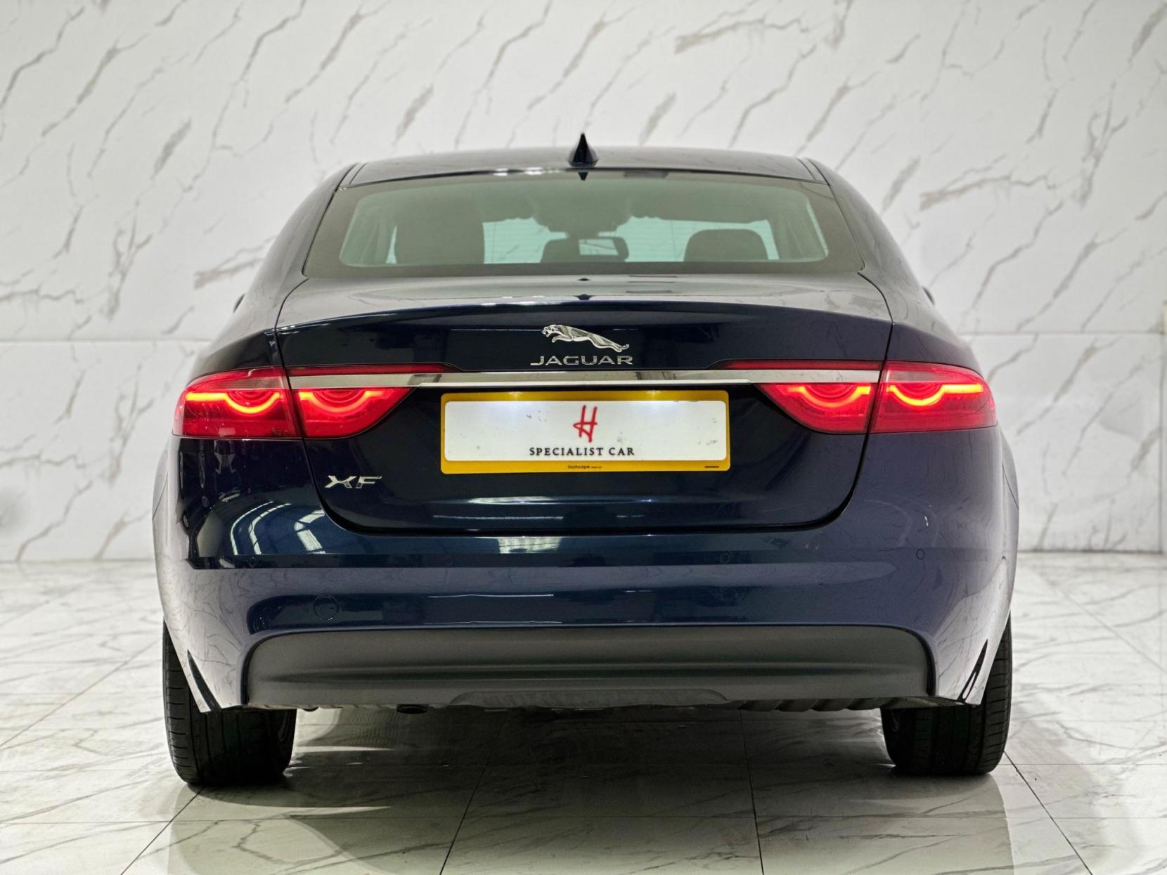Jaguar XF 2.0d Prestige Auto Euro 6 (s/s) 4dr
