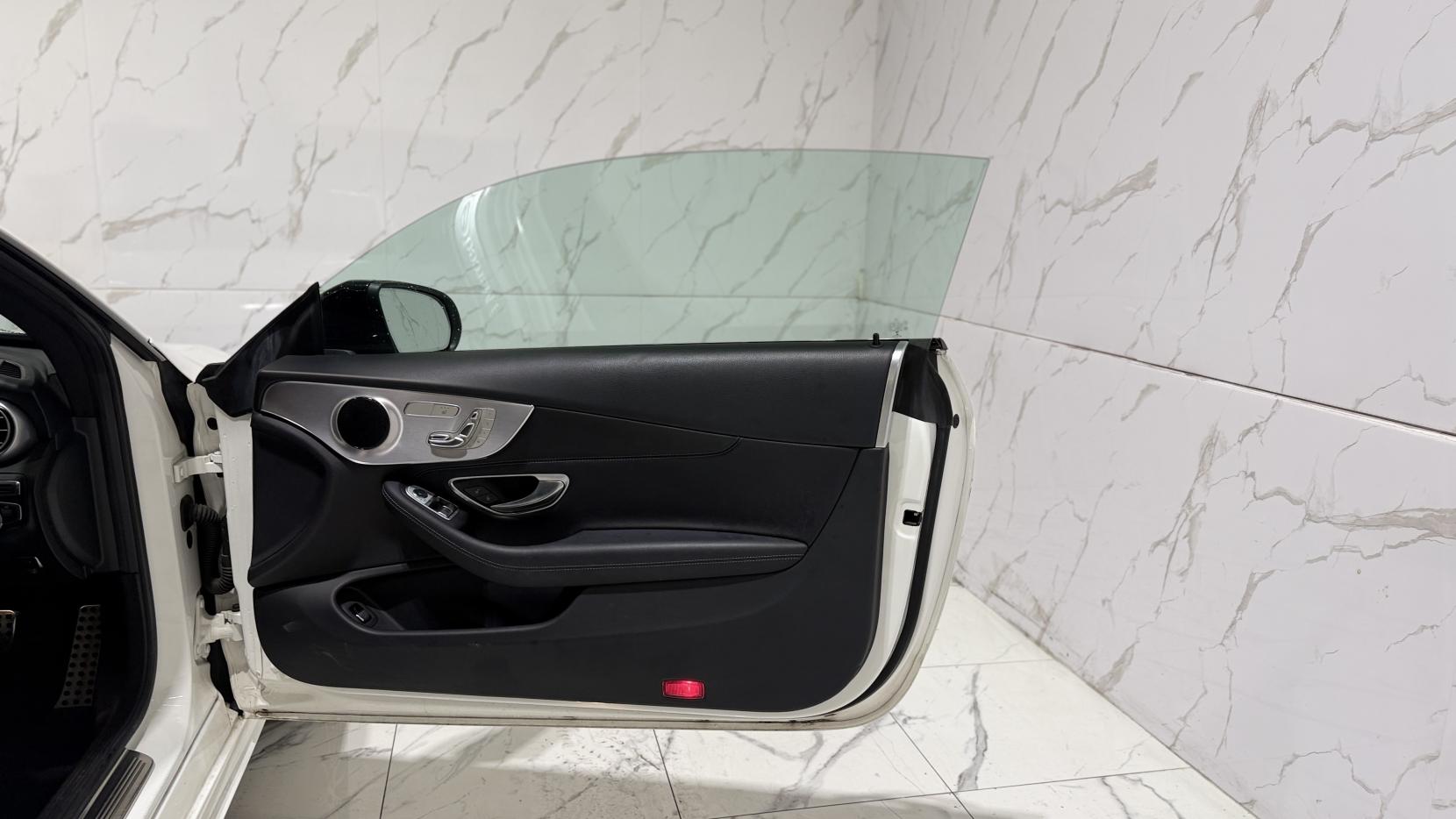 Mercedes-Benz C Class 2.1 C250d AMG Line (Premium) Coupe 2dr Diesel G-Tronic+ 4MATIC Euro 6 (s/s) (204 ps)