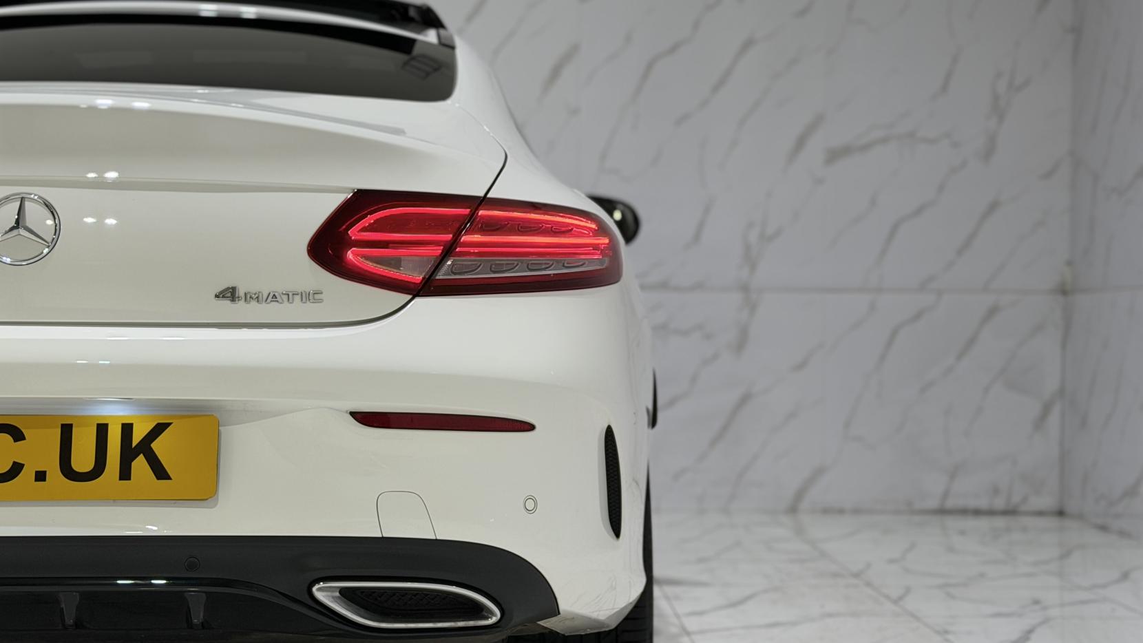 Mercedes-Benz C Class 2.1 C250d AMG Line (Premium) Coupe 2dr Diesel G-Tronic+ 4MATIC Euro 6 (s/s) (204 ps)