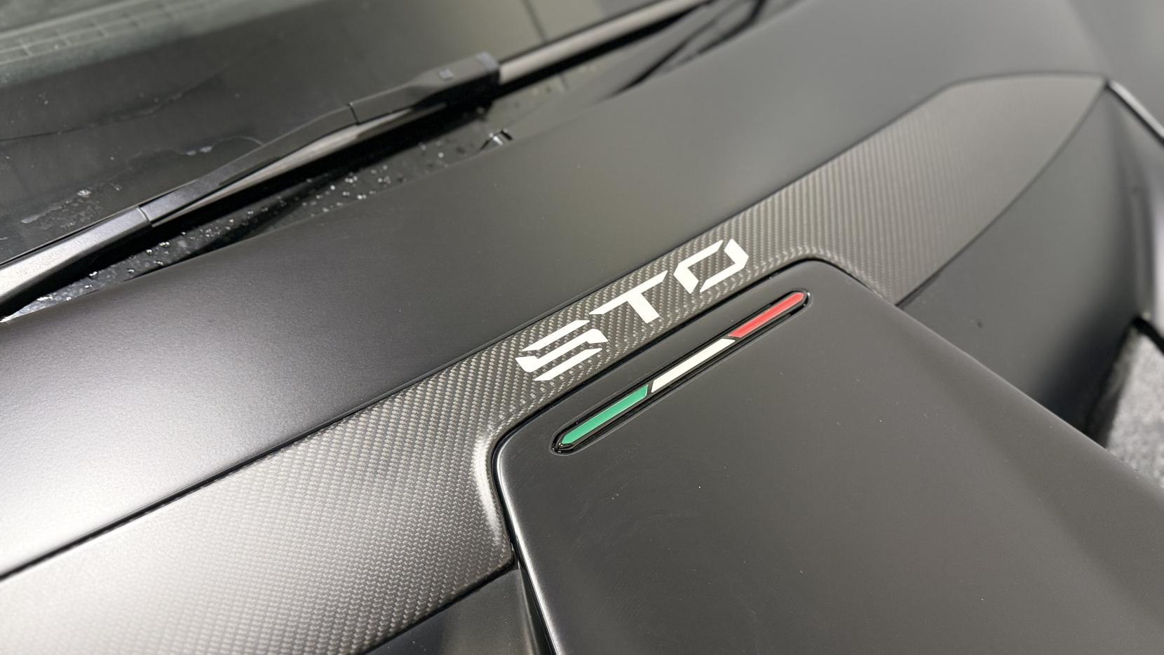 Lamborghini Huracan 5.2 V10 LP 640-2 STO LDF Euro 6 (s/s) 2dr