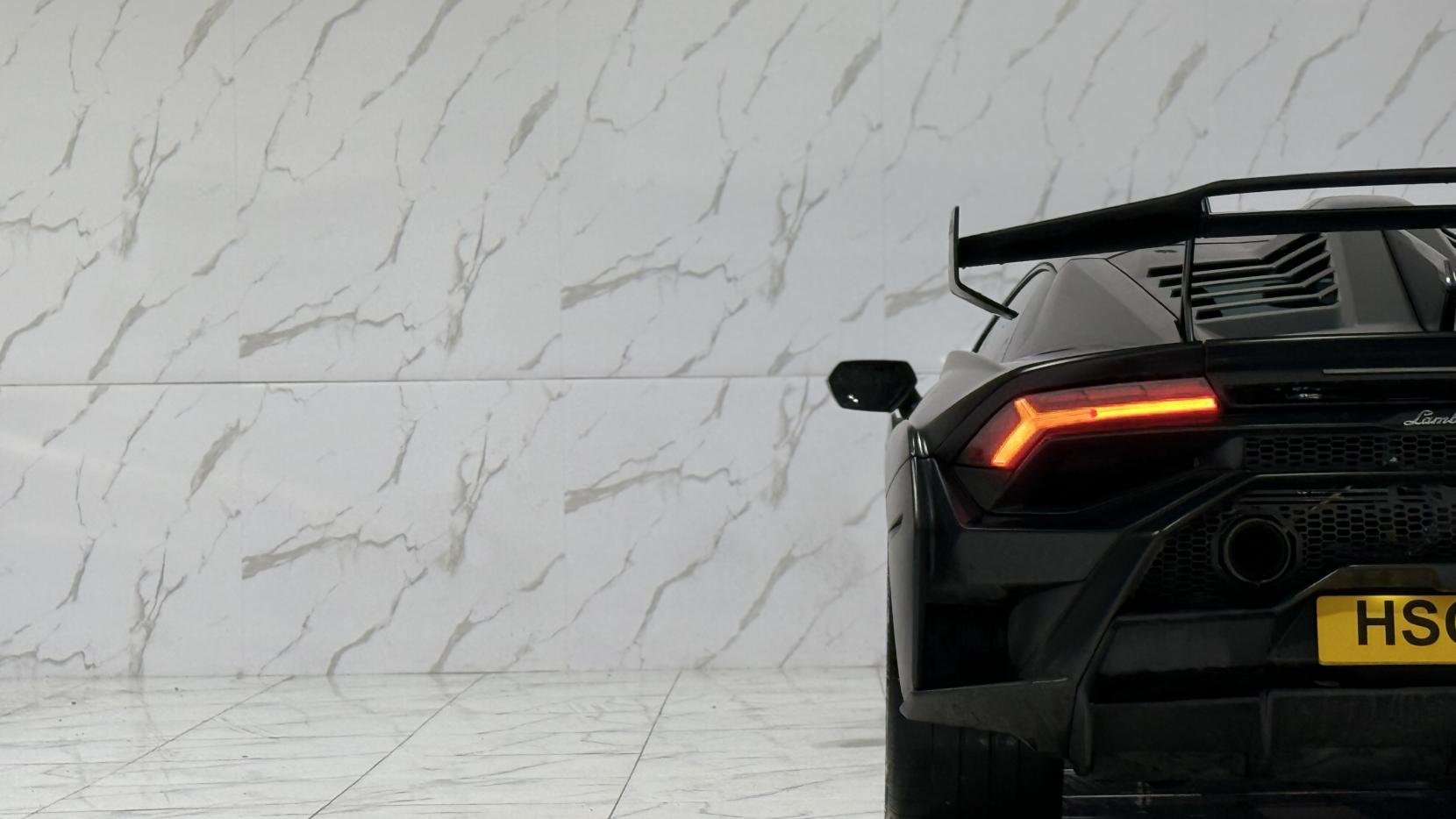 Lamborghini Huracan 5.2 V10 LP 640-2 STO LDF Euro 6 (s/s) 2dr