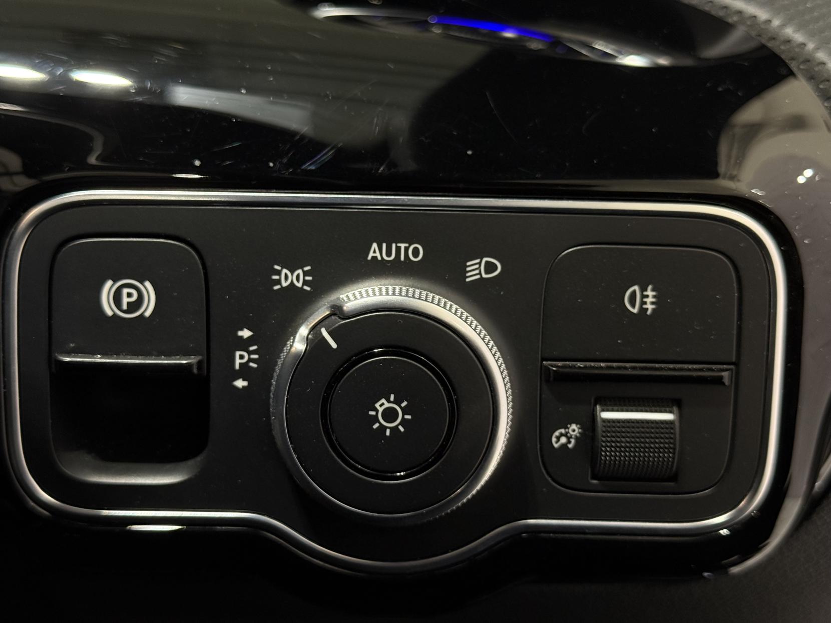 Mercedes-Benz CLA 2.0 CLA35 AMG (Premium Plus) Coupe 4dr Petrol 7G-DCT 4MATIC Euro 6 (s/s) (306 ps)