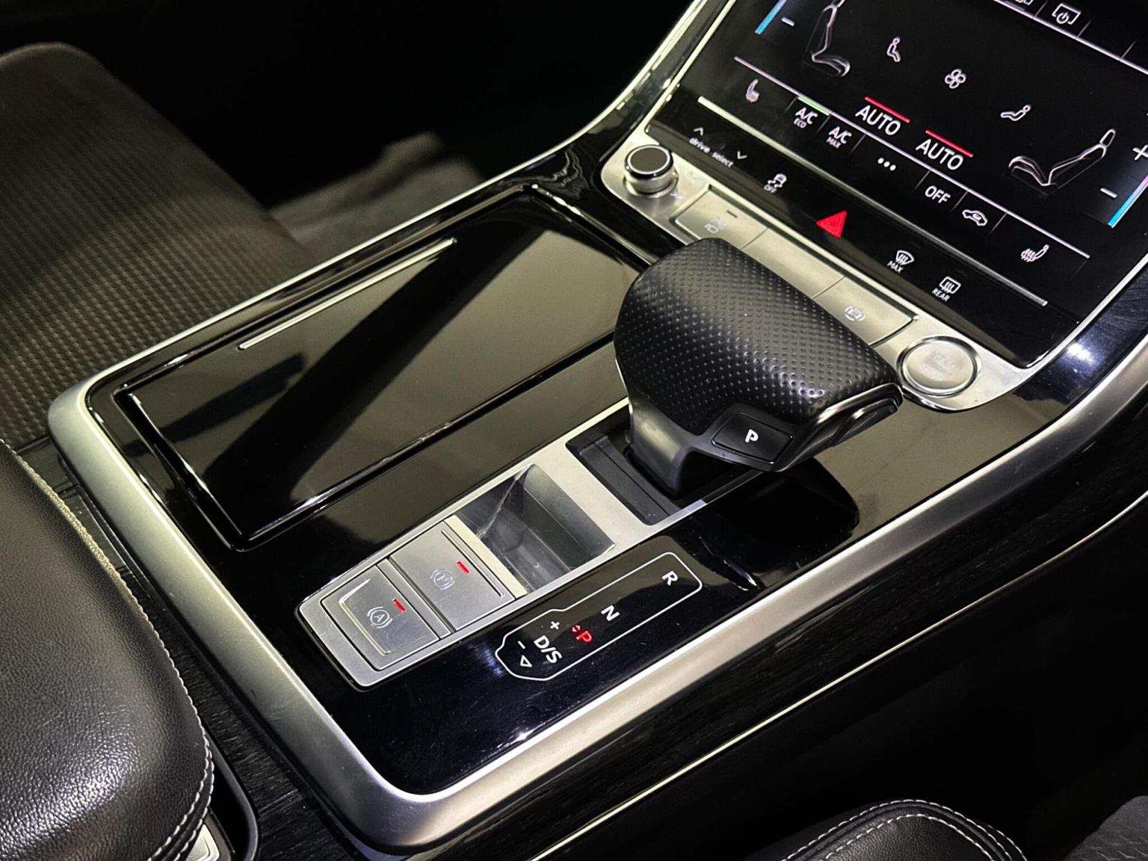 Audi Q8 3.0 TDI V6 50 S line Tiptronic quattro Euro 6 (s/s) 5dr
