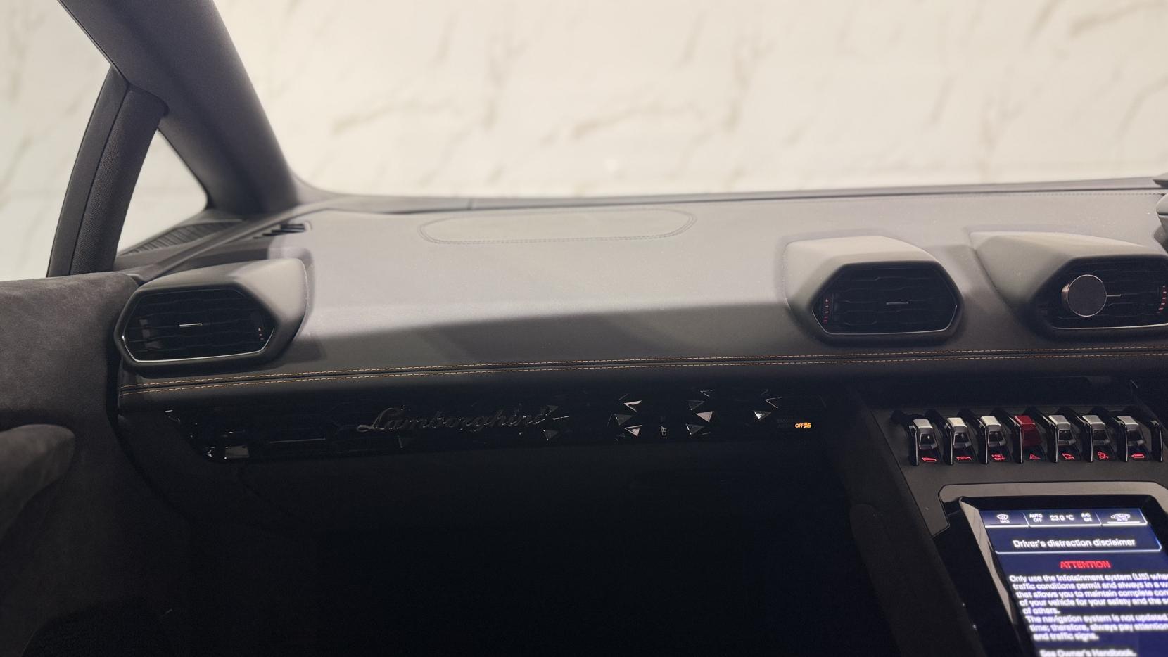 Lamborghini Huracan 5.2 V10 Sterrato Coupe 2dr Petrol LDF 4WD Euro 6 (s/s) (610 ps)