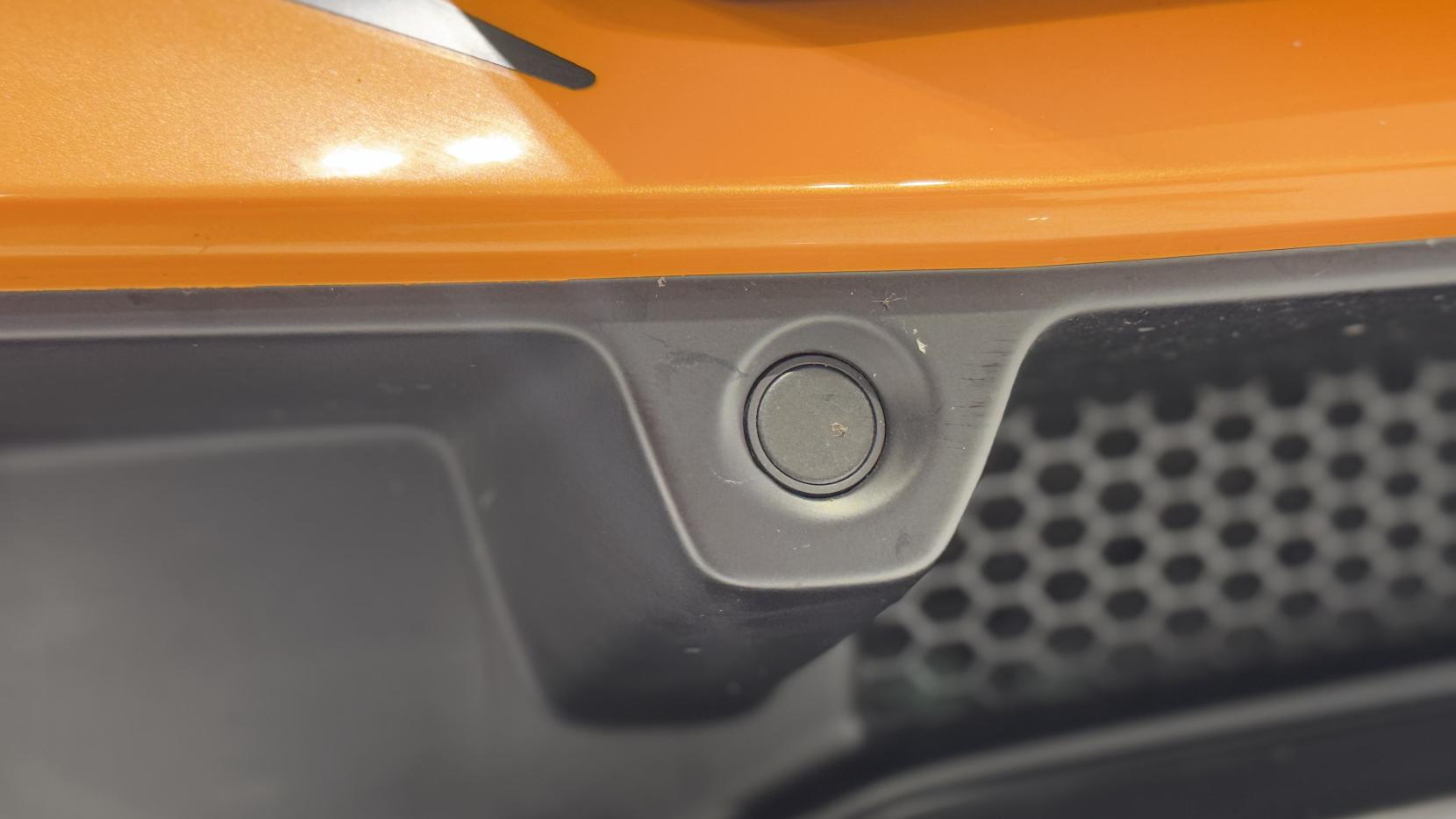 Lamborghini Huracan 5.2 V10 Sterrato Coupe 2dr Petrol LDF 4WD Euro 6 (s/s) (610 ps)