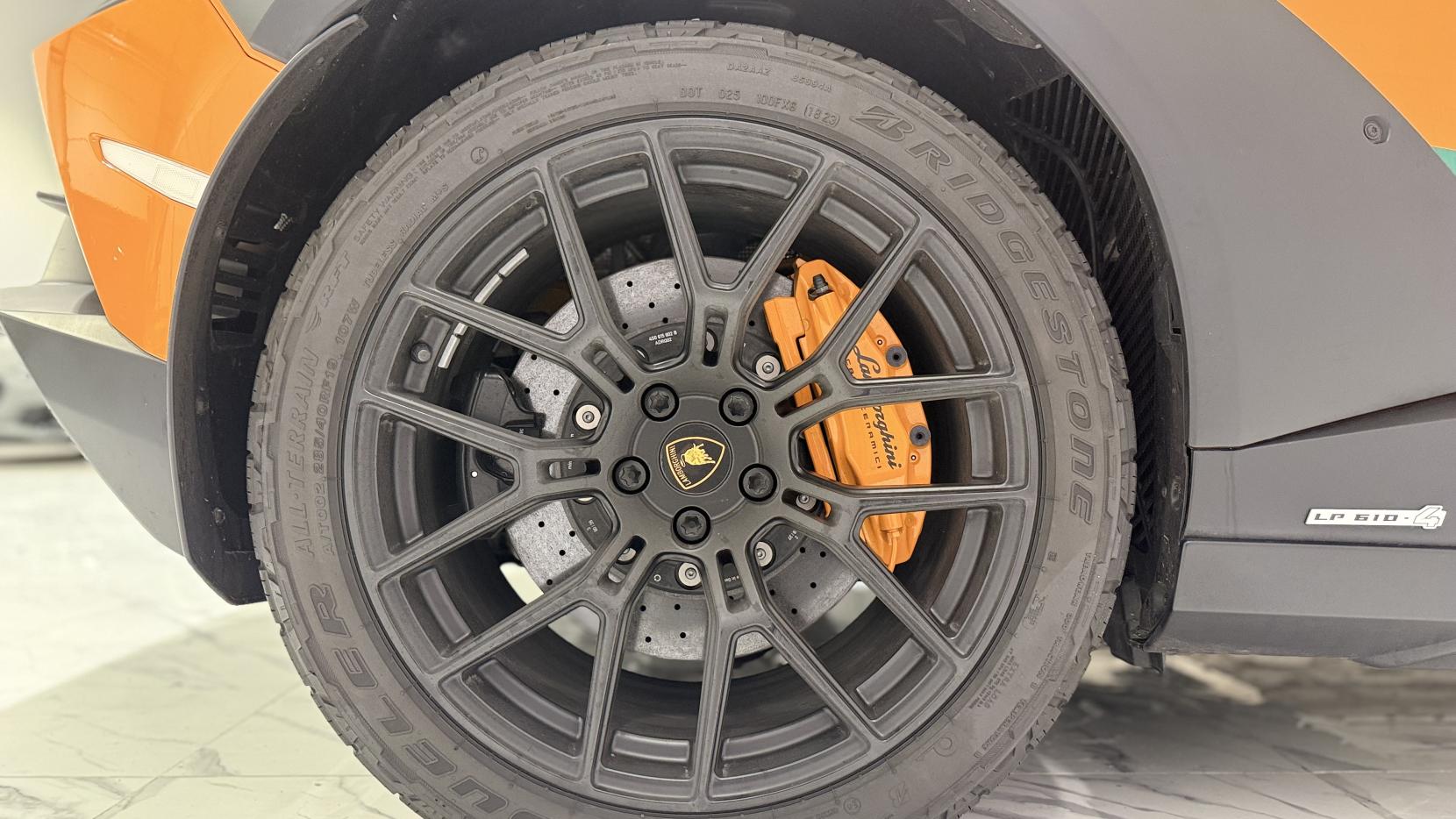 Lamborghini Huracan 5.2 V10 Sterrato Coupe 2dr Petrol LDF 4WD Euro 6 (s/s) (610 ps)