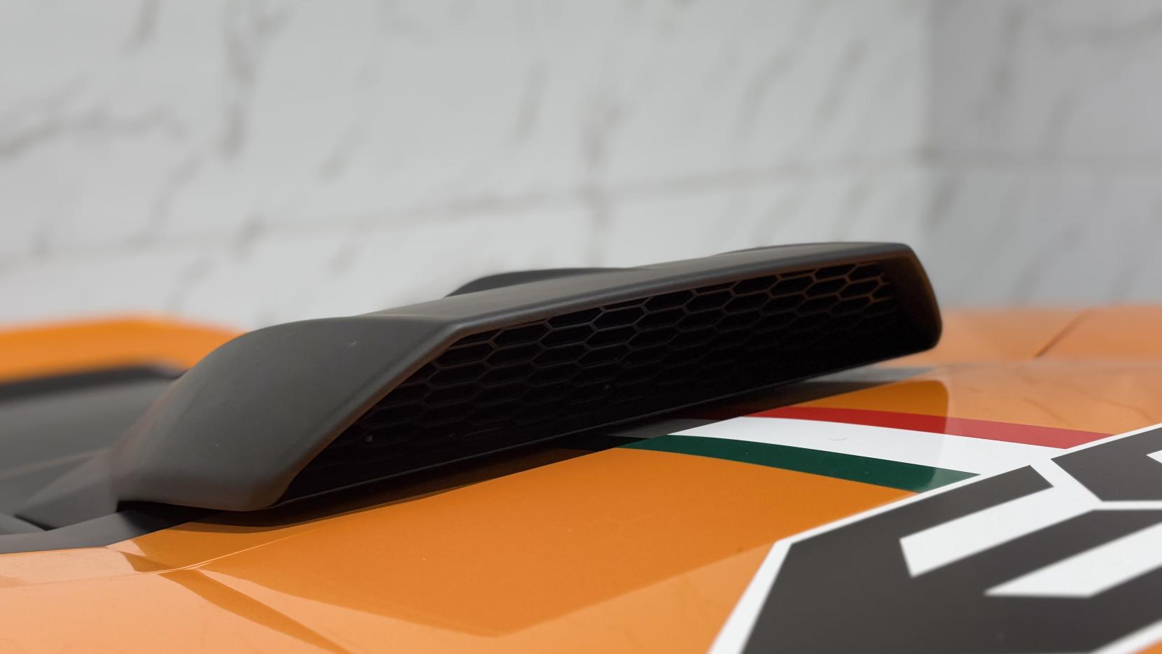 Lamborghini Huracan 5.2 V10 Sterrato Coupe 2dr Petrol LDF 4WD Euro 6 (s/s) (610 ps)