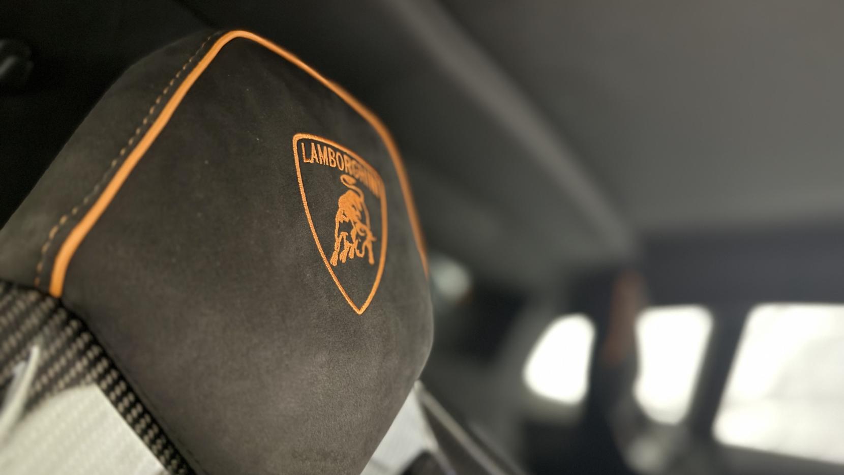 Lamborghini Huracan 5.2 V10 Sterrato Coupe 2dr Petrol LDF 4WD Euro 6 (s/s) (610 ps)