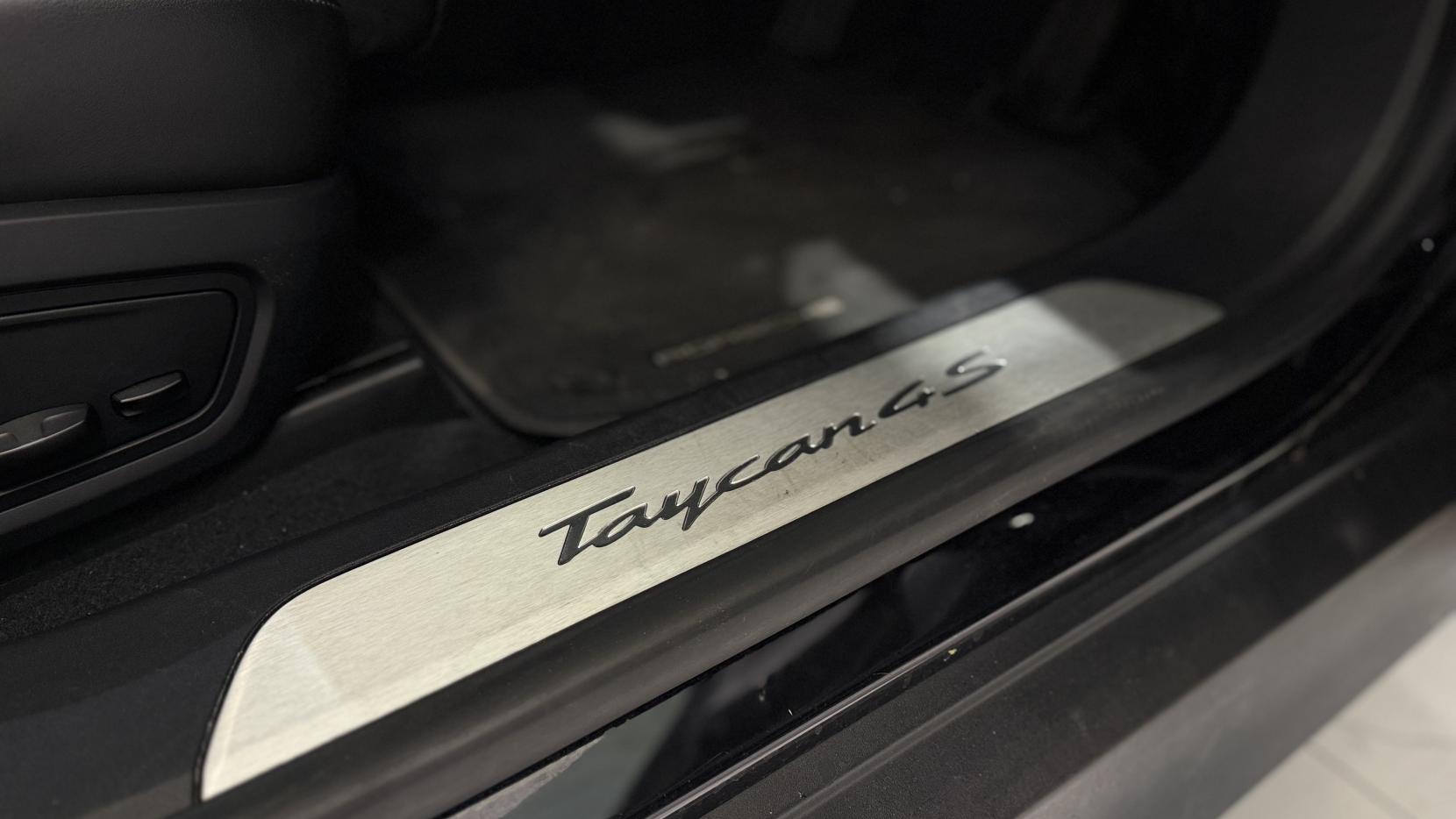 Porsche Taycan Performance 79.2kWh 4S Saloon 4dr Electric Auto 4WD (530 ps)