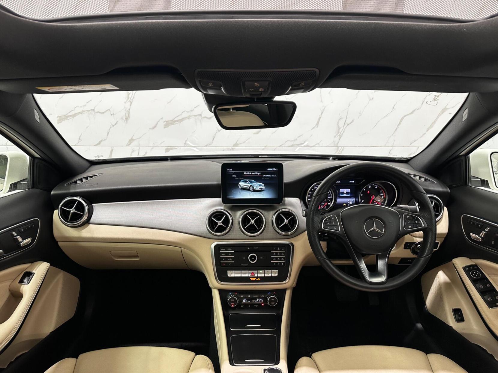 Mercedes-Benz GLA 1.6 GLA200 Sport (Premium Plus) 7G-DCT Euro 6 (s/s) 5dr