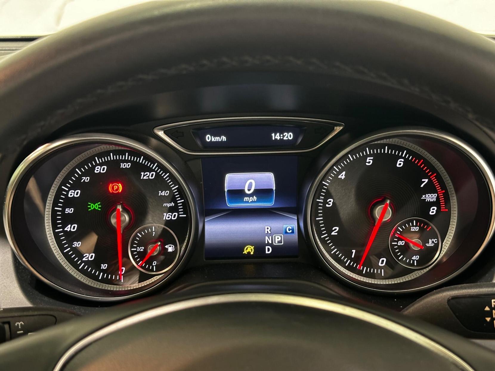 Mercedes-Benz GLA 1.6 GLA200 Sport (Premium Plus) 7G-DCT Euro 6 (s/s) 5dr