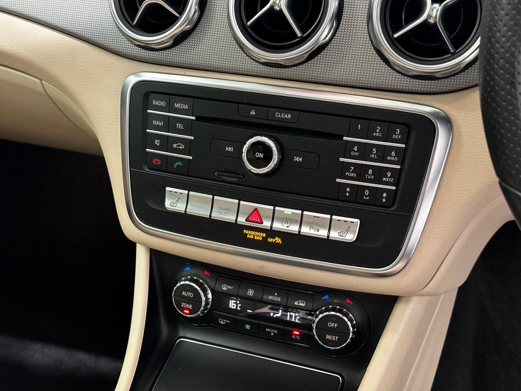 Mercedes-Benz GLA 1.6 GLA200 Sport (Premium Plus) 7G-DCT Euro 6 (s/s) 5dr