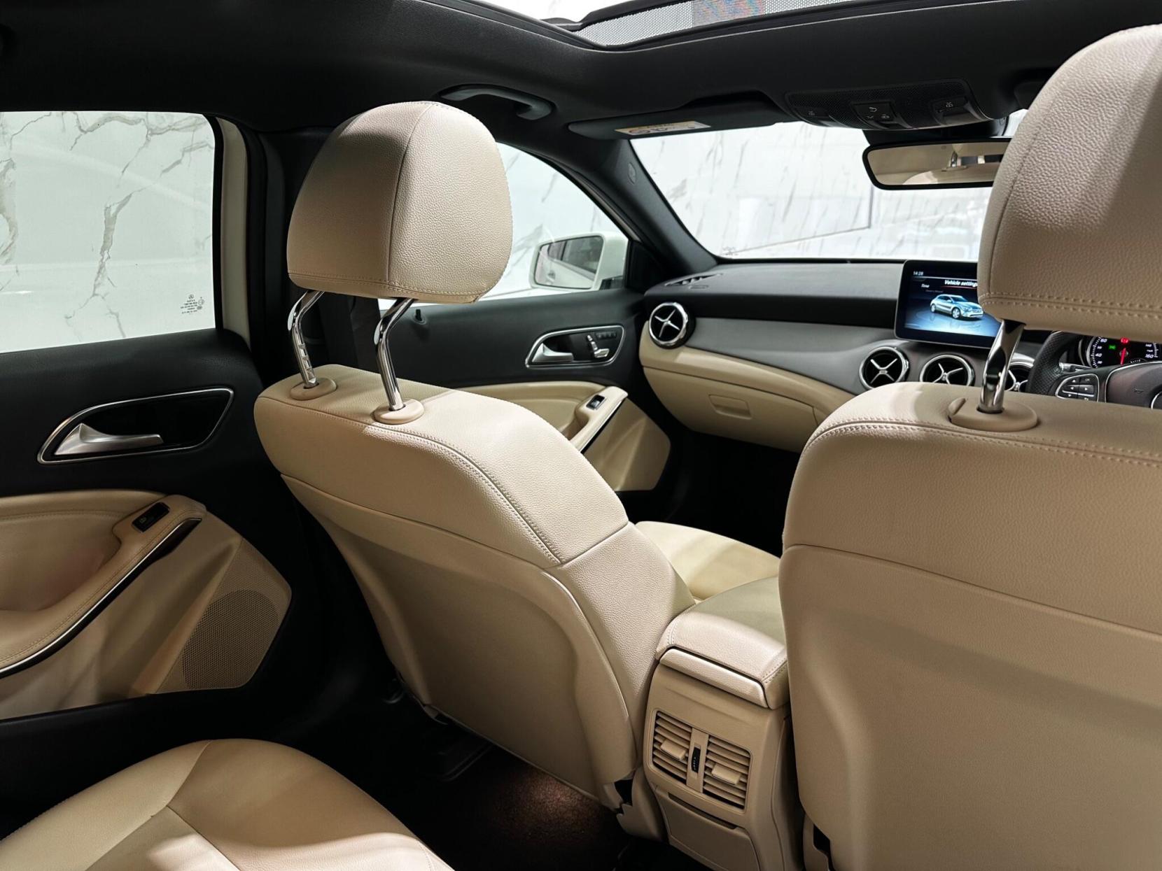 Mercedes-Benz GLA 1.6 GLA200 Sport (Premium Plus) 7G-DCT Euro 6 (s/s) 5dr