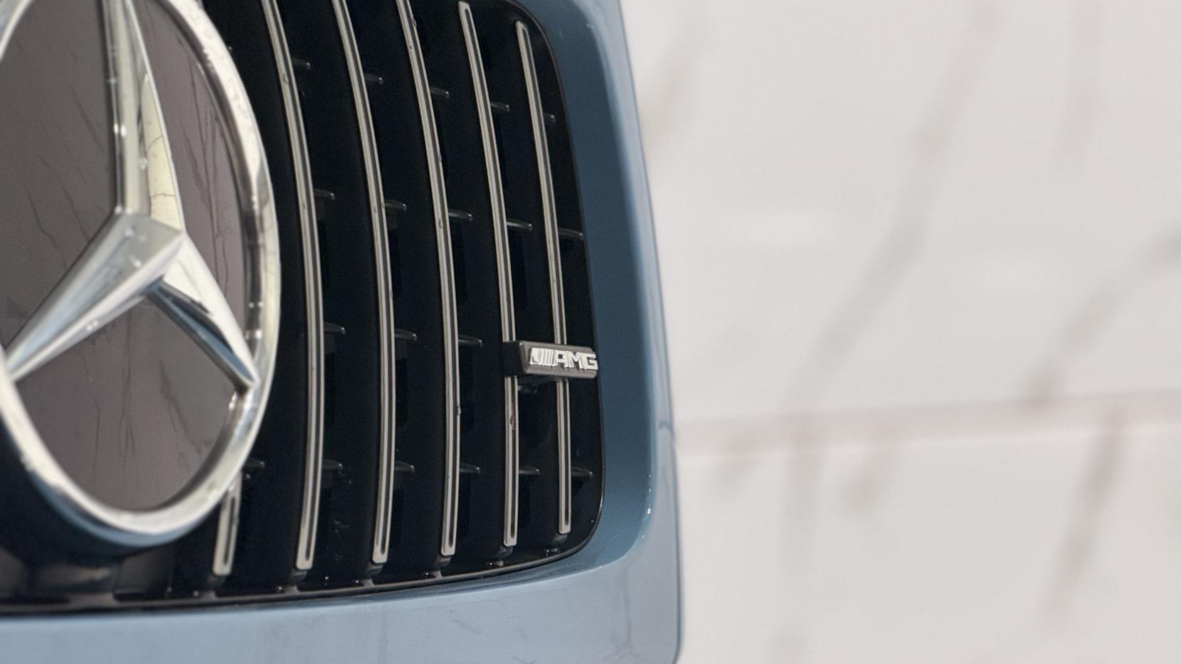 Mercedes-Benz G Class 4.0 G63 V8 BiTurbo AMG Carbon Edition SUV 5dr Petrol SpdS+9GT 4MATIC Euro 6 (s/s) (585 ps)