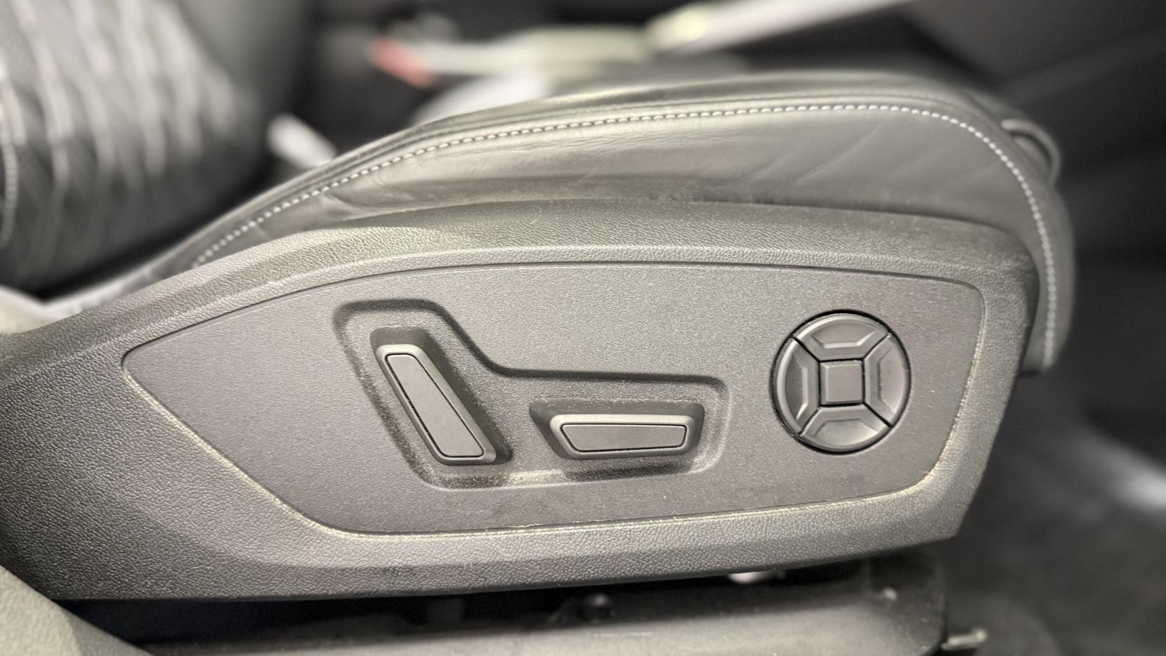 Audi S3 2.0 TFSI Vorsprung Saloon 4dr Petrol S Tronic quattro Euro 6 (s/s) (310 ps)