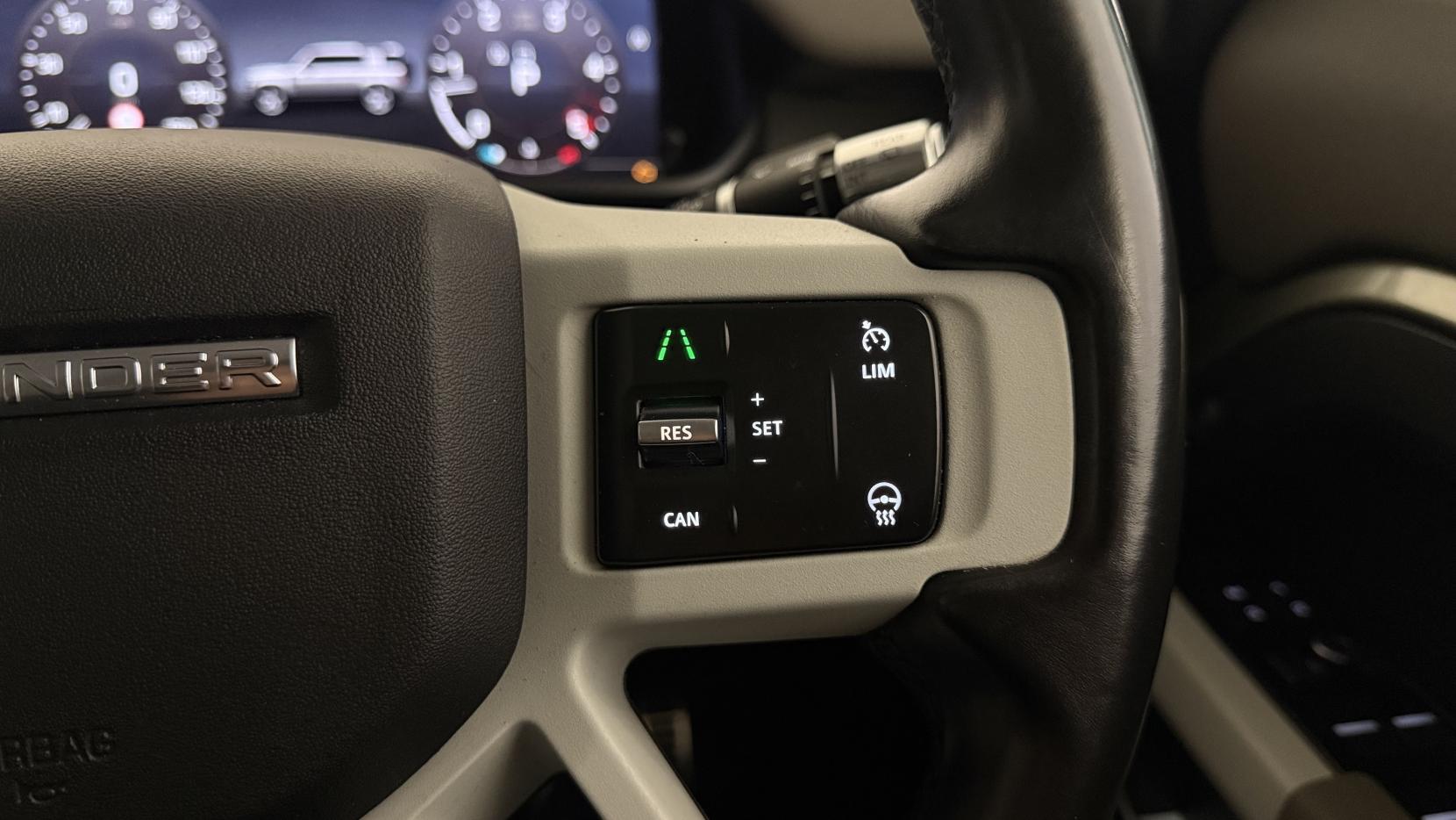 Land Rover Defender 110 2.0 SD4 First Edition SUV 5dr Diesel Auto 4WD Euro 6 (s/s) (240 ps)