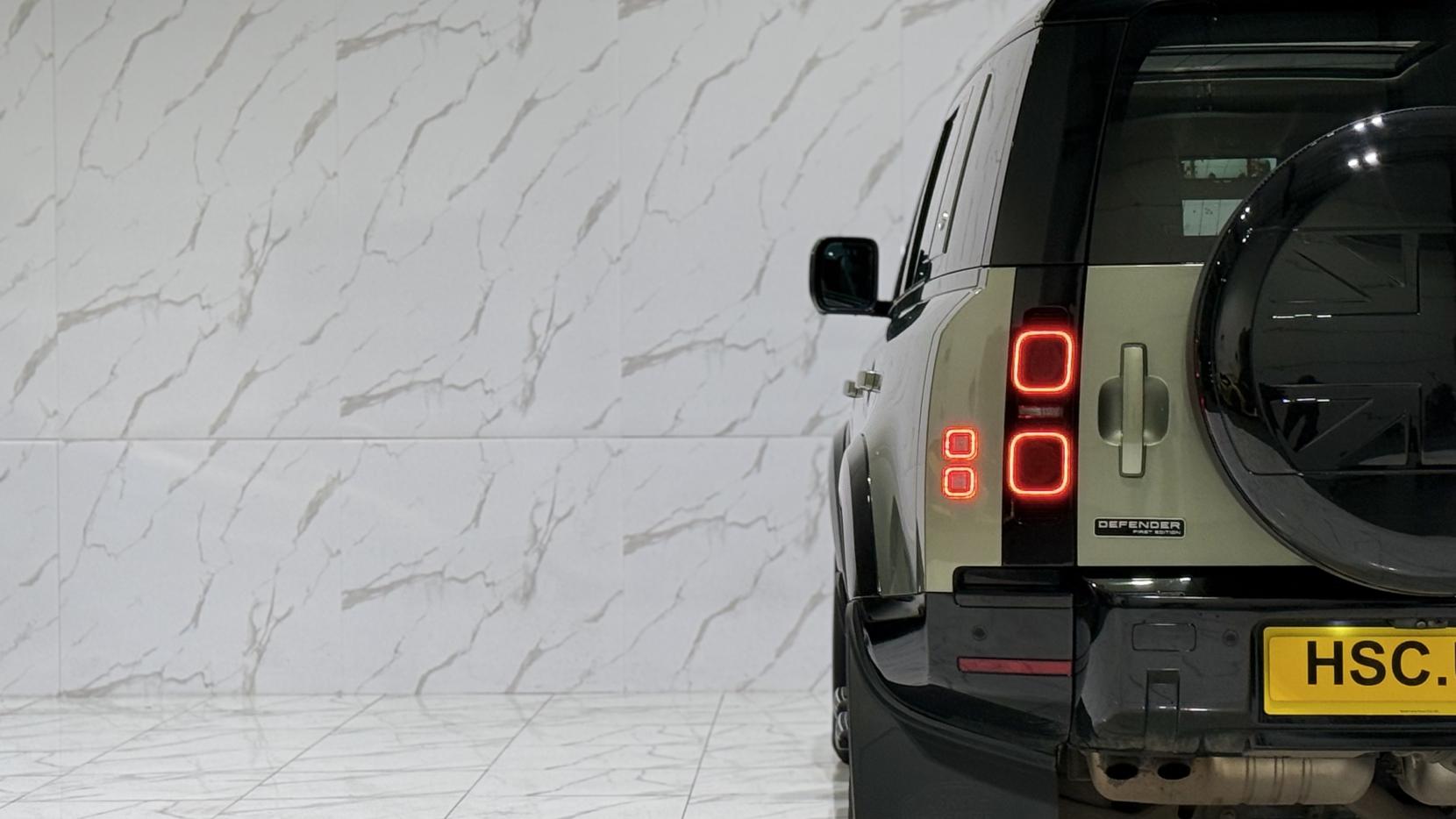 Land Rover Defender 110 2.0 SD4 First Edition SUV 5dr Diesel Auto 4WD Euro 6 (s/s) (240 ps)