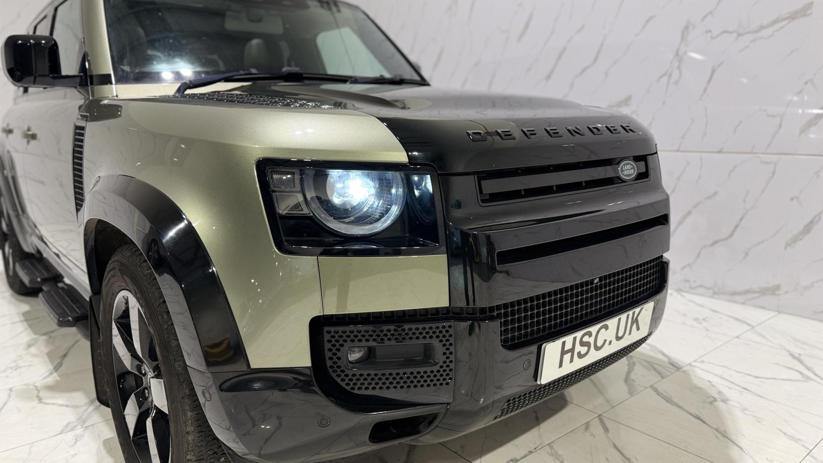 Land Rover Defender 110 2.0 SD4 First Edition SUV 5dr Diesel Auto 4WD Euro 6 (s/s) (240 ps)