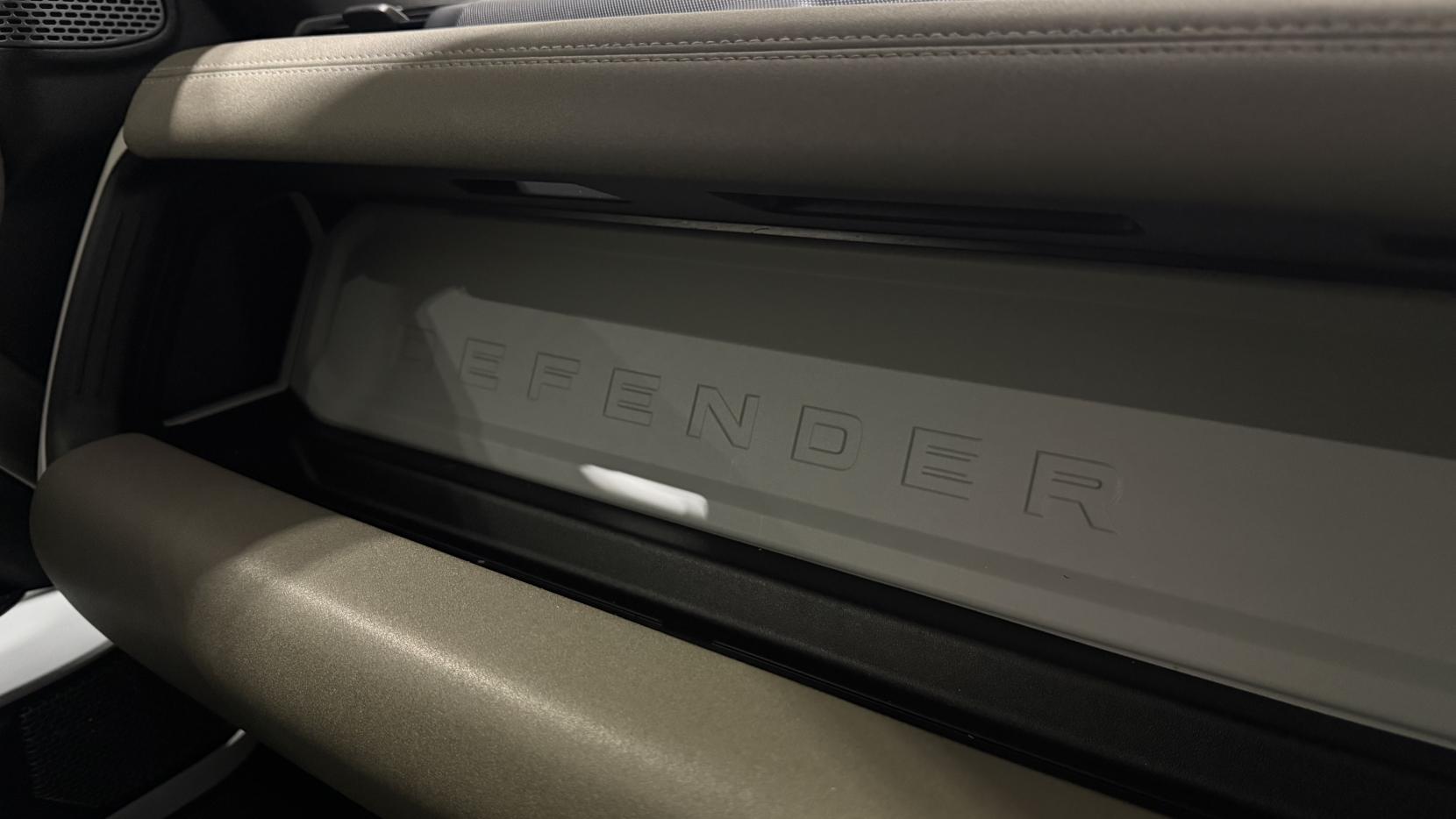 Land Rover Defender 110 2.0 SD4 First Edition SUV 5dr Diesel Auto 4WD Euro 6 (s/s) (240 ps)