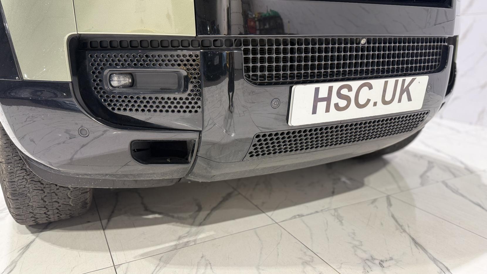 Land Rover Defender 110 2.0 SD4 First Edition SUV 5dr Diesel Auto 4WD Euro 6 (s/s) (240 ps)