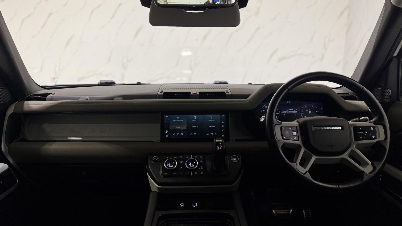 Land Rover Defender 110 2.0 SD4 First Edition SUV 5dr Diesel Auto 4WD Euro 6 (s/s) (240 ps)