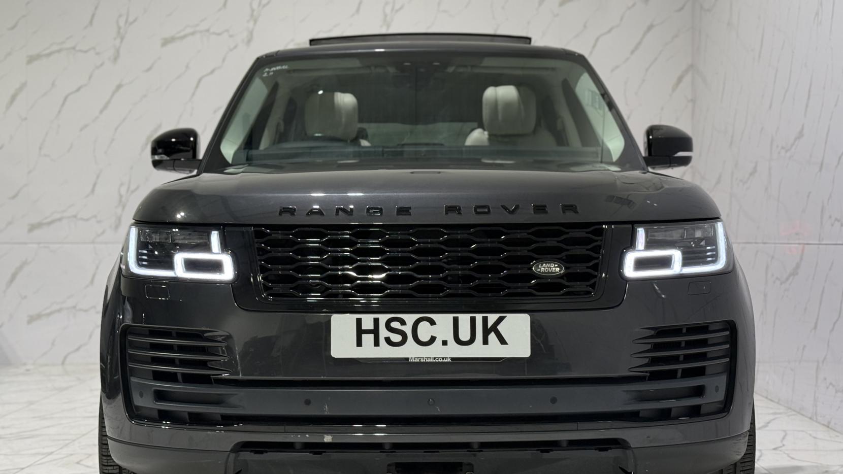 Land Rover Range Rover 3.0 P400 MHEV Vogue SE SUV 5dr Petrol Auto 4WD Euro 6 (s/s) (400 ps)