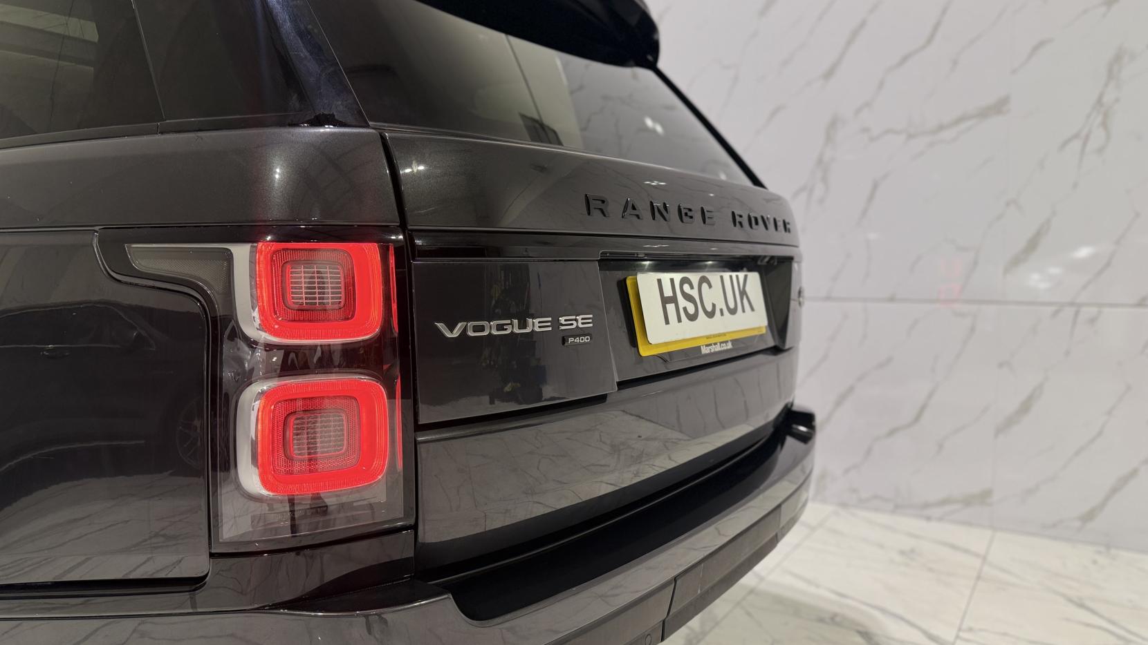 Land Rover Range Rover 3.0 P400 MHEV Vogue SE SUV 5dr Petrol Auto 4WD Euro 6 (s/s) (400 ps)