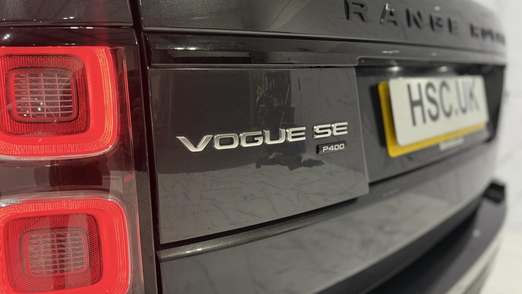 Land Rover Range Rover 3.0 P400 MHEV Vogue SE SUV 5dr Petrol Auto 4WD Euro 6 (s/s) (400 ps)