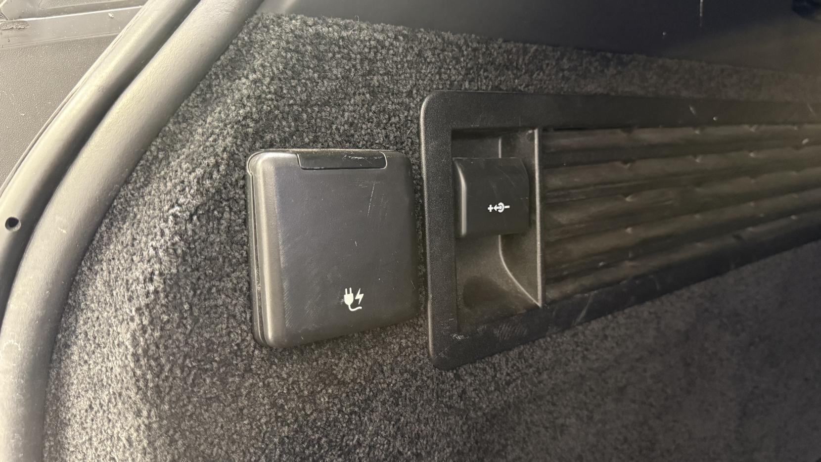 Land Rover Range Rover 3.0 P400 MHEV Vogue SE SUV 5dr Petrol Auto 4WD Euro 6 (s/s) (400 ps)