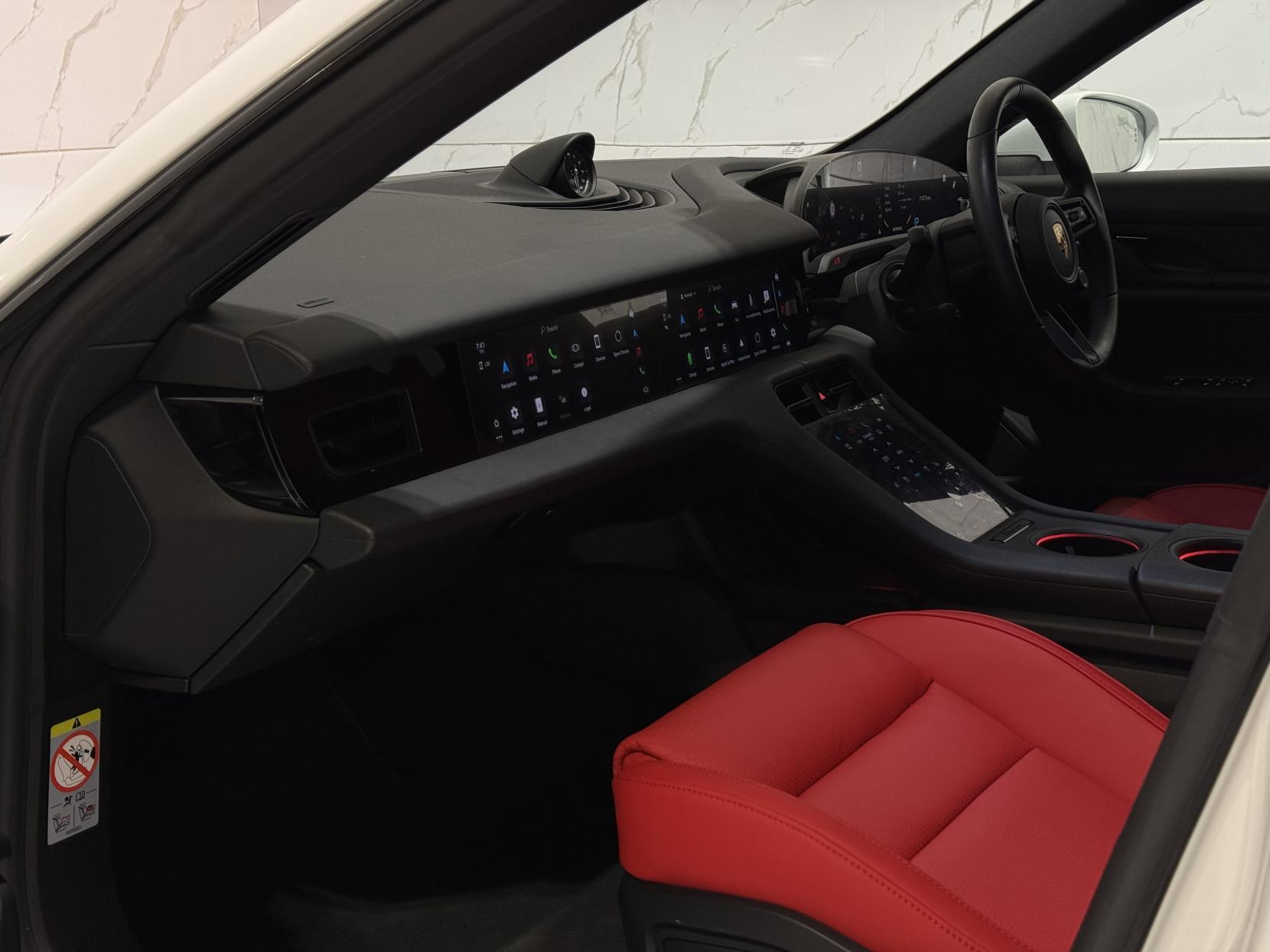 Porsche Taycan Performance Plus 93.4kWh Auto RWD 4dr (11kW Charger)