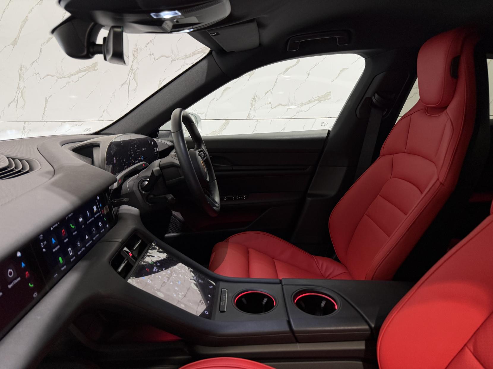 Porsche Taycan Performance Plus 93.4kWh Auto RWD 4dr (11kW Charger)