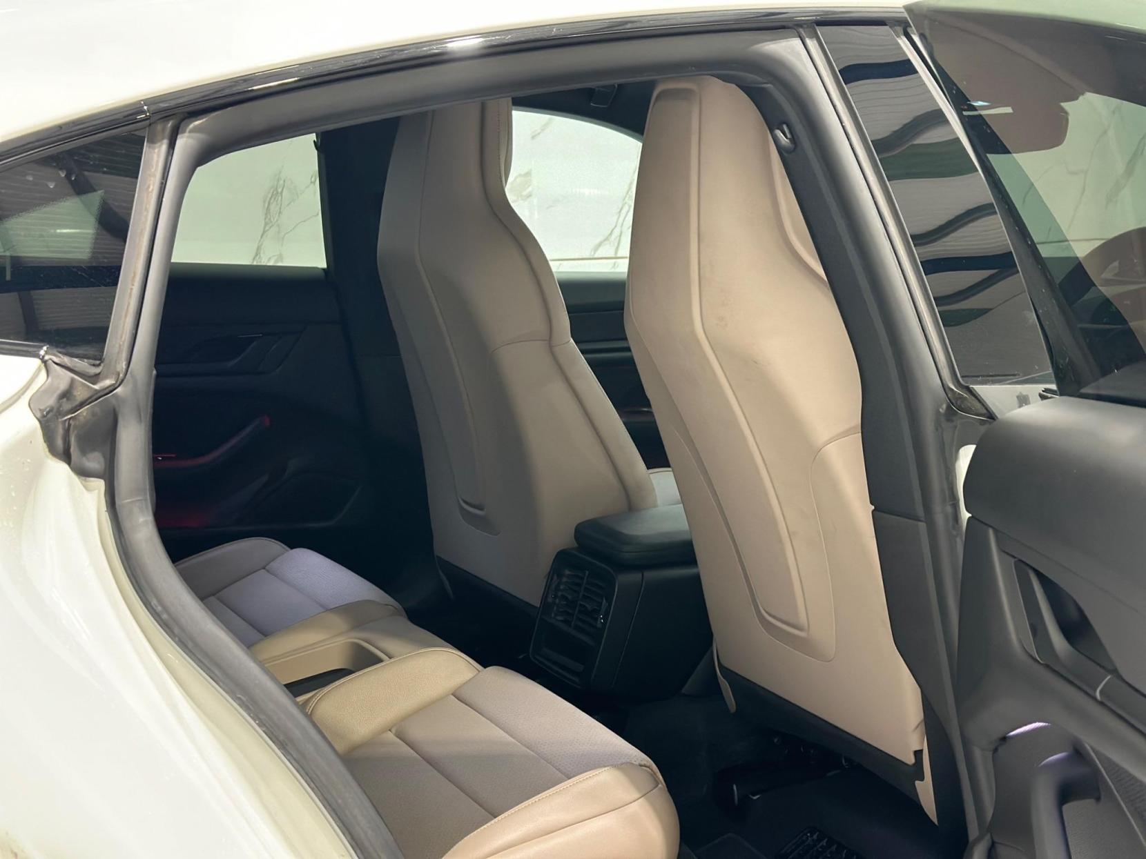 Porsche Taycan Performance Plus 93.4kWh Auto RWD 4dr (11kW Charger)
