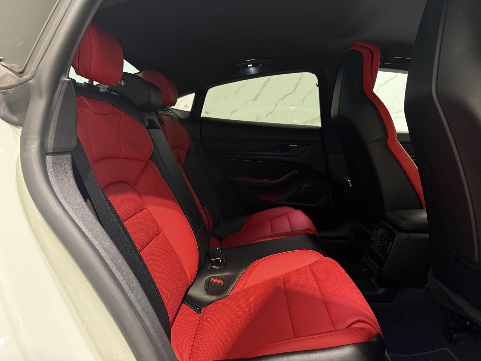 Porsche Taycan Performance Plus 93.4kWh Auto RWD 4dr (11kW Charger)