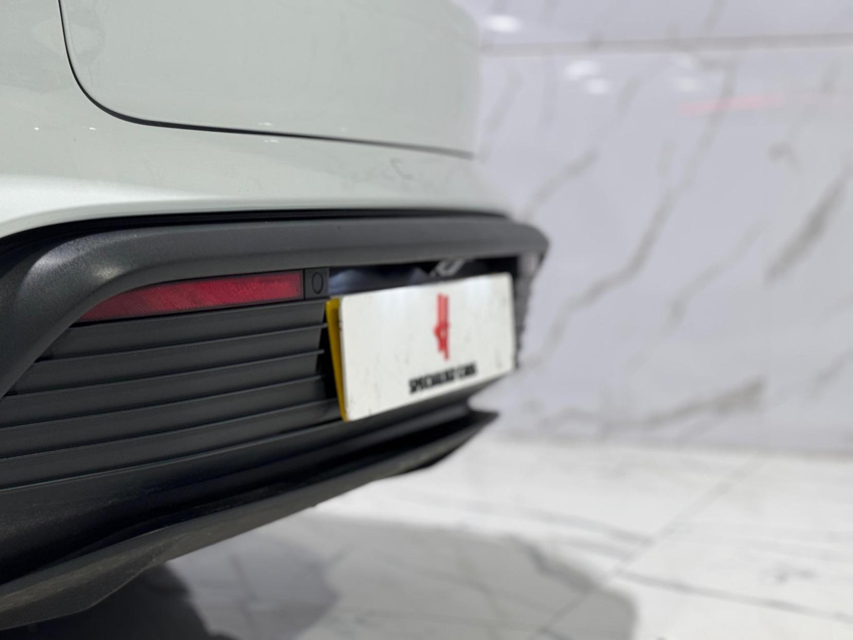 Porsche Taycan Performance Plus 93.4kWh Auto RWD 4dr (11kW Charger)