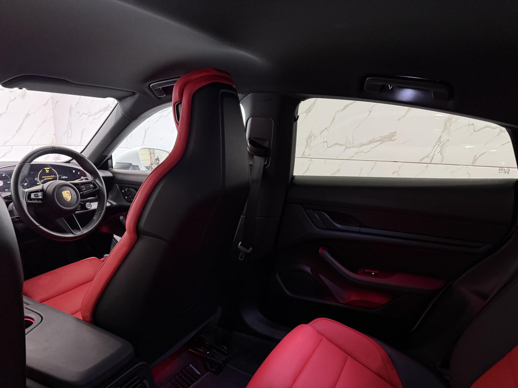 Porsche Taycan Performance Plus 93.4kWh Auto RWD 4dr (11kW Charger)