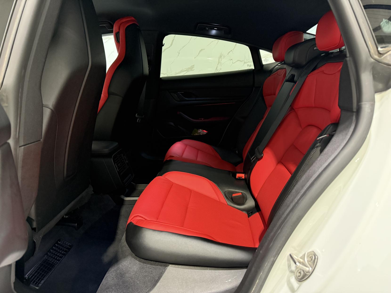 Porsche Taycan Performance Plus 93.4kWh Auto RWD 4dr (11kW Charger)