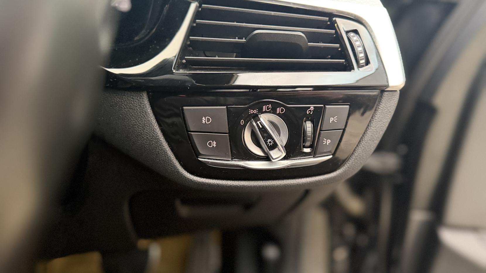 BMW 5 Series 2.0 530e 12kWh M Sport Saloon 4dr Petrol Plug-in Hybrid Auto xDrive Euro 6 (s/s) (252 ps)