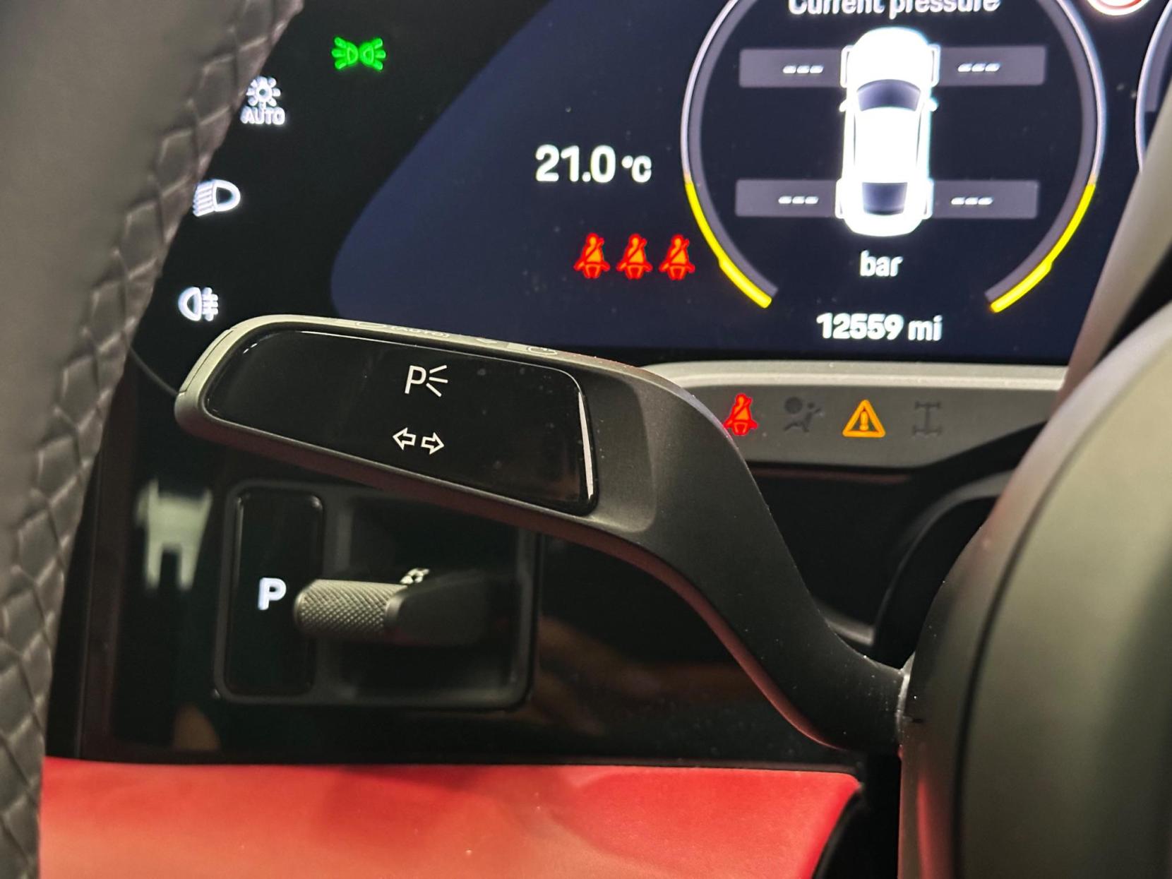 Porsche Taycan Performance Plus 93.4kWh Auto RWD 4dr (11kW Charger)