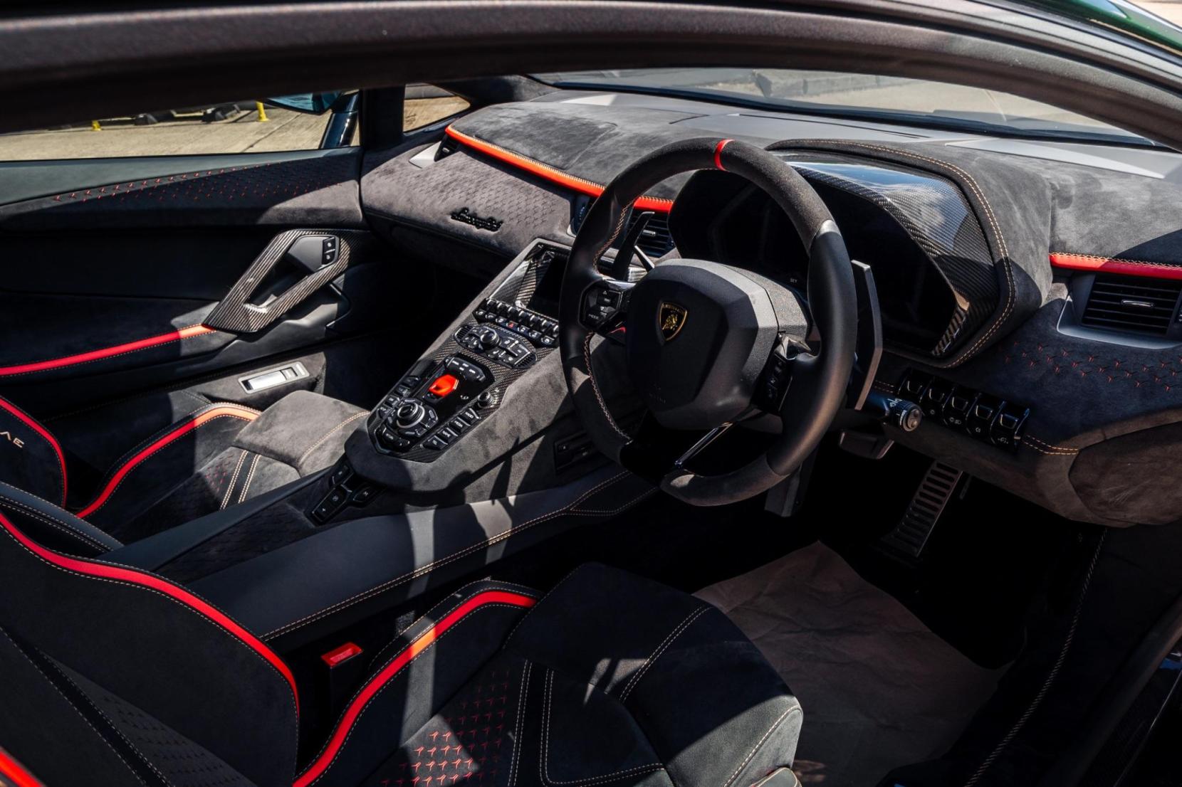 Lamborghini Aventador 6.5 V12 LP 780-4 Ultimae ISR 4WD Euro 6 2dr