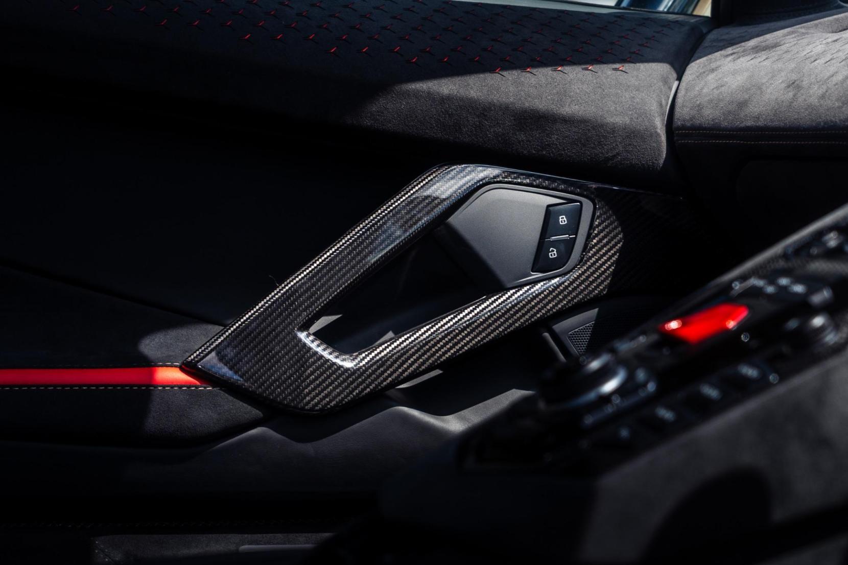 Lamborghini Aventador 6.5 V12 LP 780-4 Ultimae ISR 4WD Euro 6 2dr