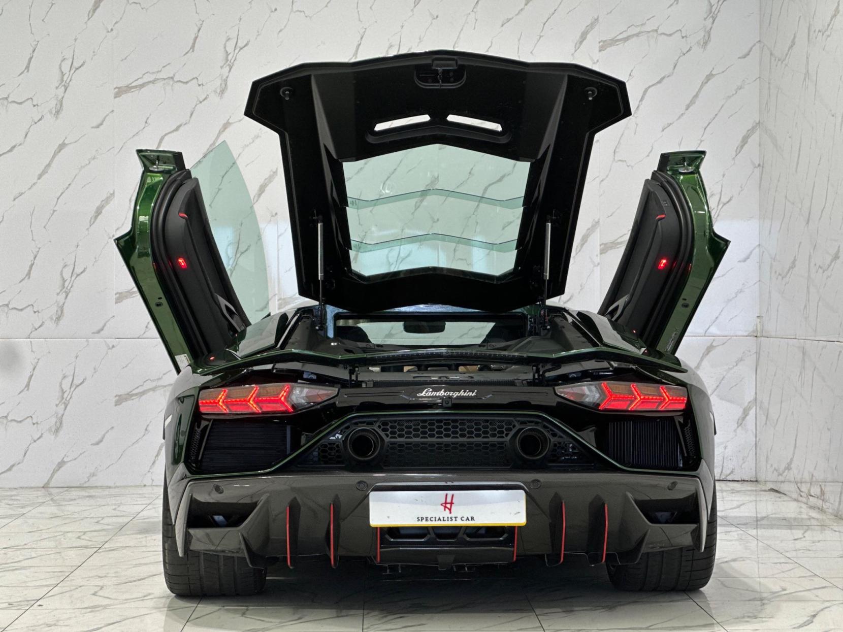 Lamborghini Aventador 6.5 V12 LP 780-4 Ultimae ISR 4WD Euro 6 2dr