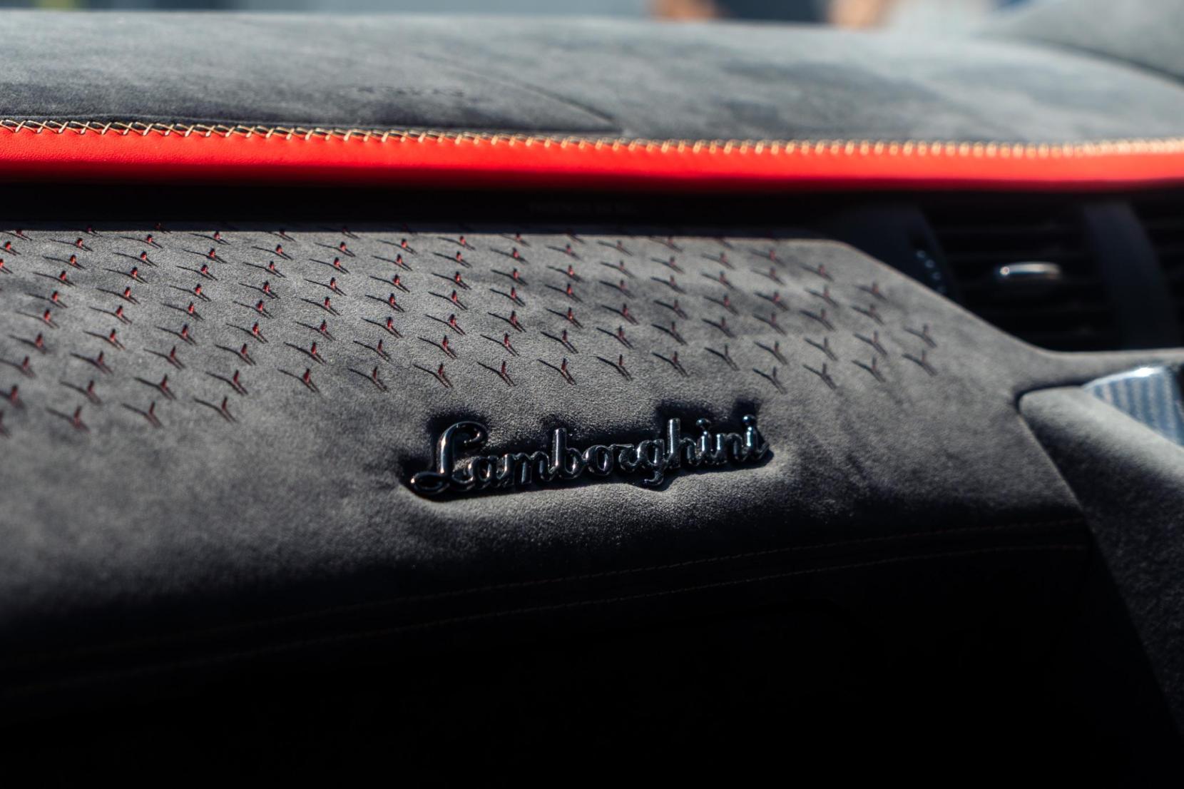 Lamborghini Aventador 6.5 V12 LP 780-4 Ultimae ISR 4WD Euro 6 2dr