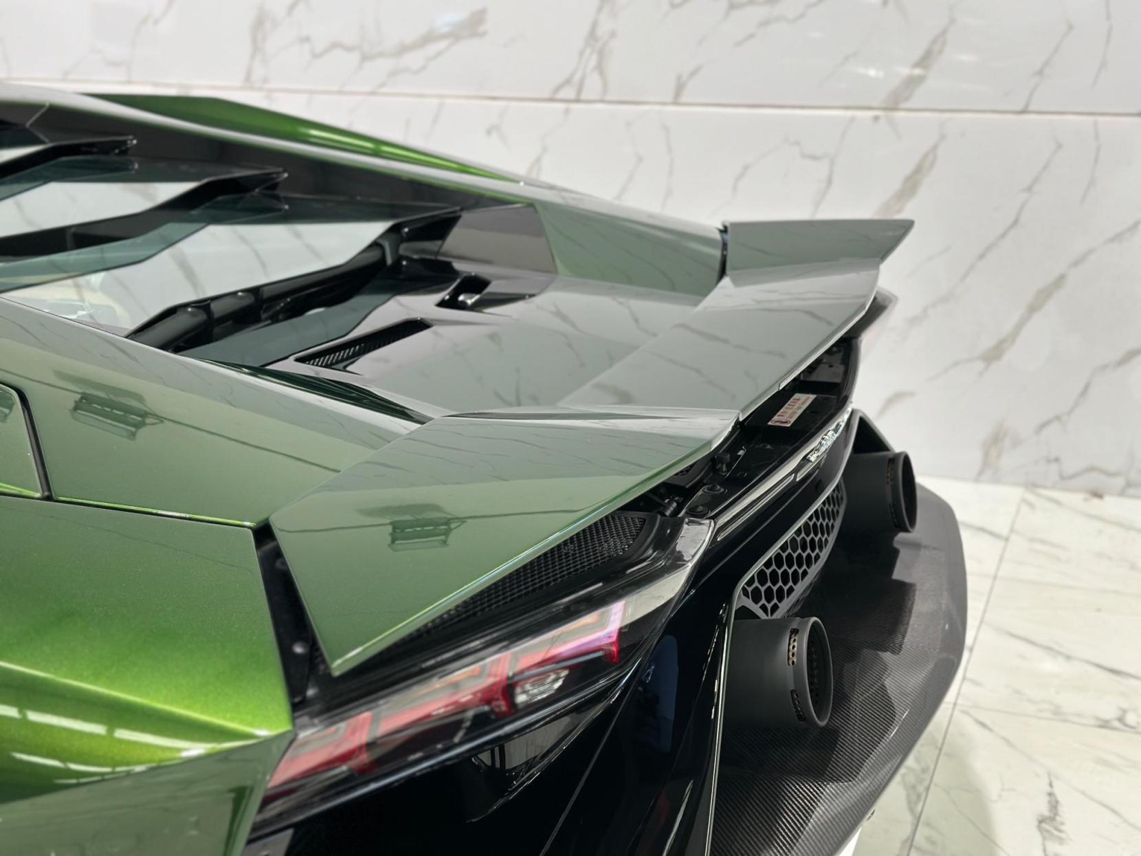 Lamborghini Aventador 6.5 V12 LP 780-4 Ultimae ISR 4WD Euro 6 2dr