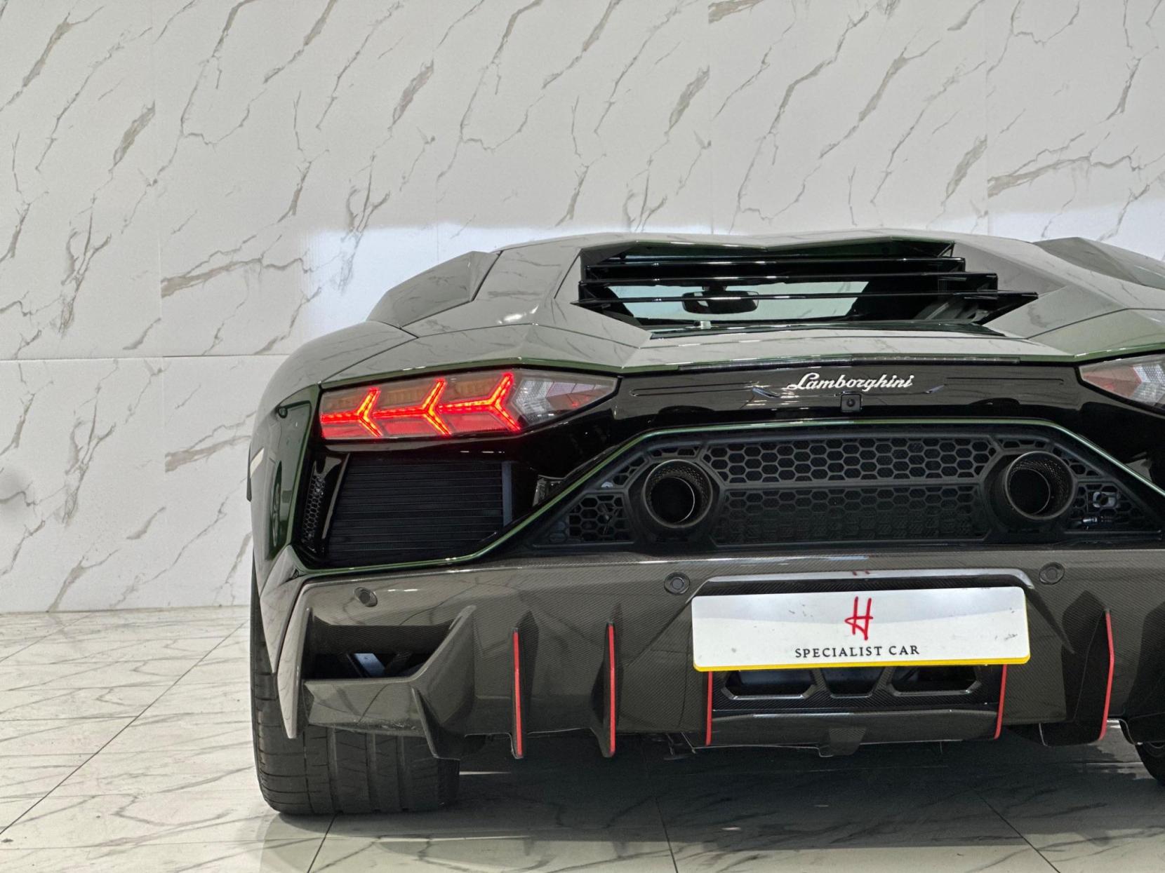 Lamborghini Aventador 6.5 V12 LP 780-4 Ultimae ISR 4WD Euro 6 2dr