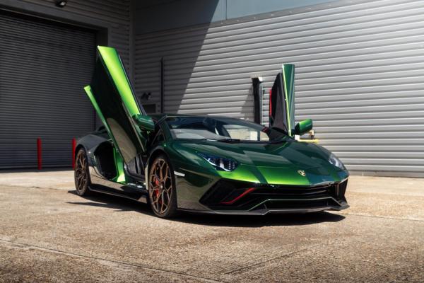 Lamborghini Aventador 6.5 V12 LP 780-4 Ultimae ISR 4WD Euro 6 2dr