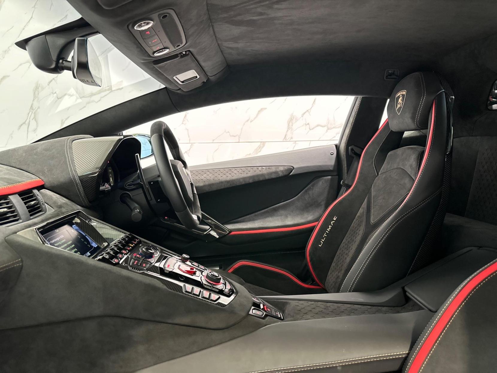 Lamborghini Aventador 6.5 V12 LP 780-4 Ultimae ISR 4WD Euro 6 2dr
