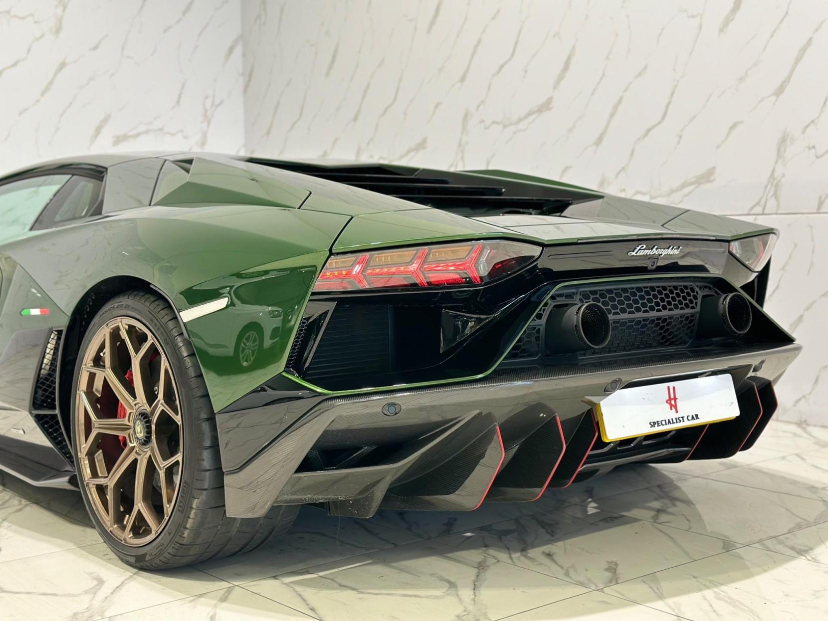Lamborghini Aventador 6.5 V12 LP 780-4 Ultimae ISR 4WD Euro 6 2dr