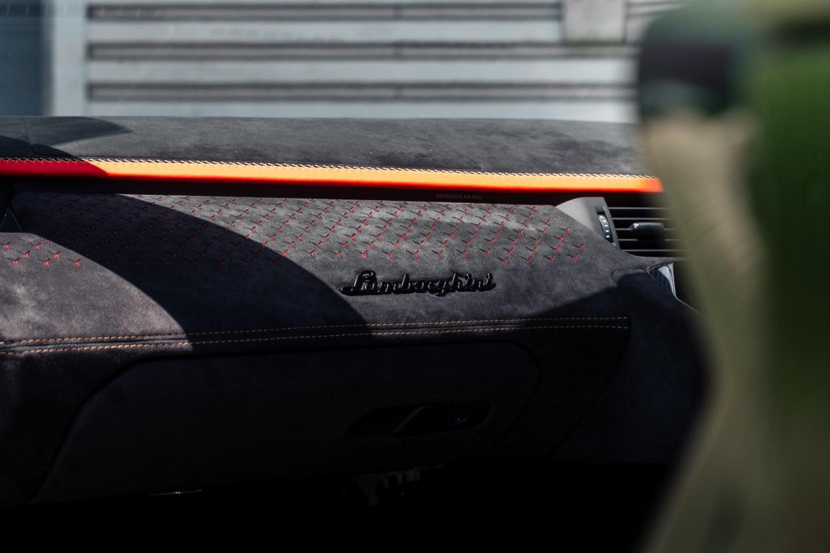 Lamborghini Aventador 6.5 V12 LP 780-4 Ultimae ISR 4WD Euro 6 2dr