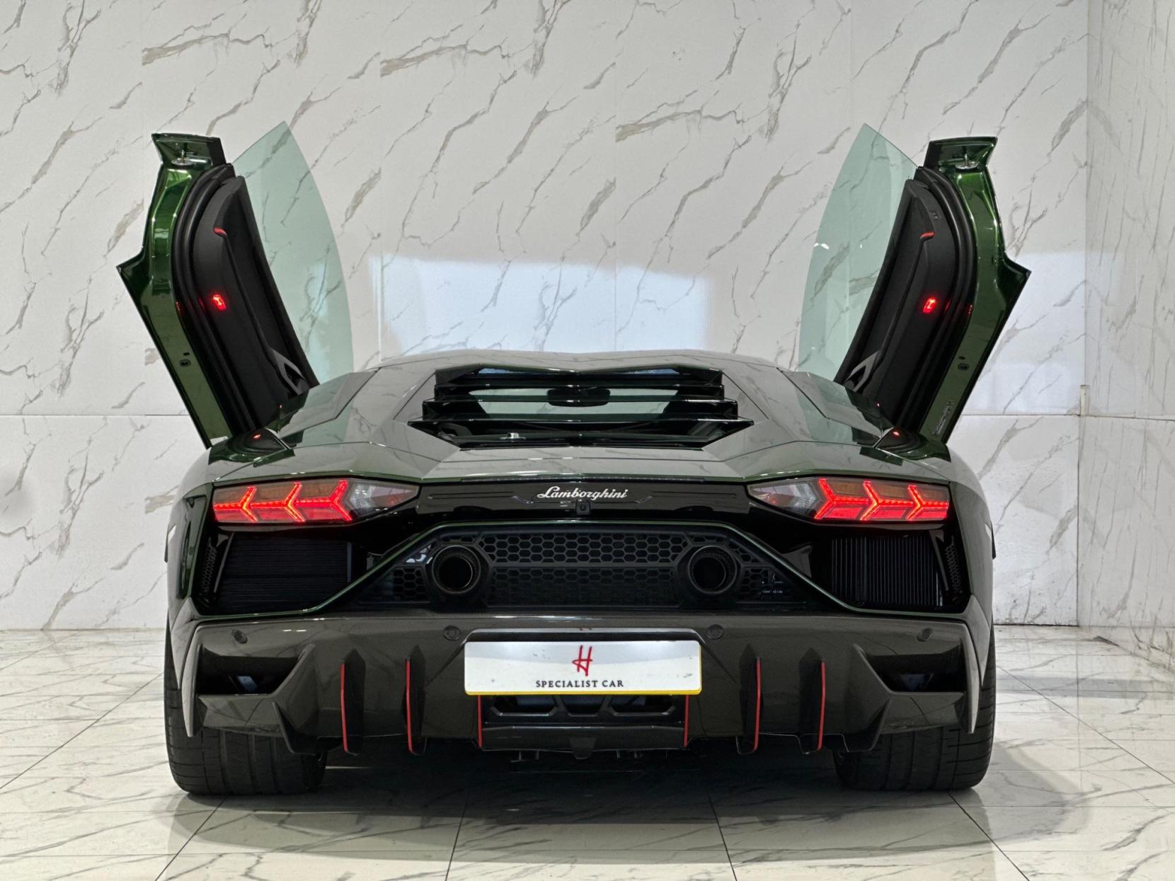 Lamborghini Aventador 6.5 V12 LP 780-4 Ultimae ISR 4WD Euro 6 2dr